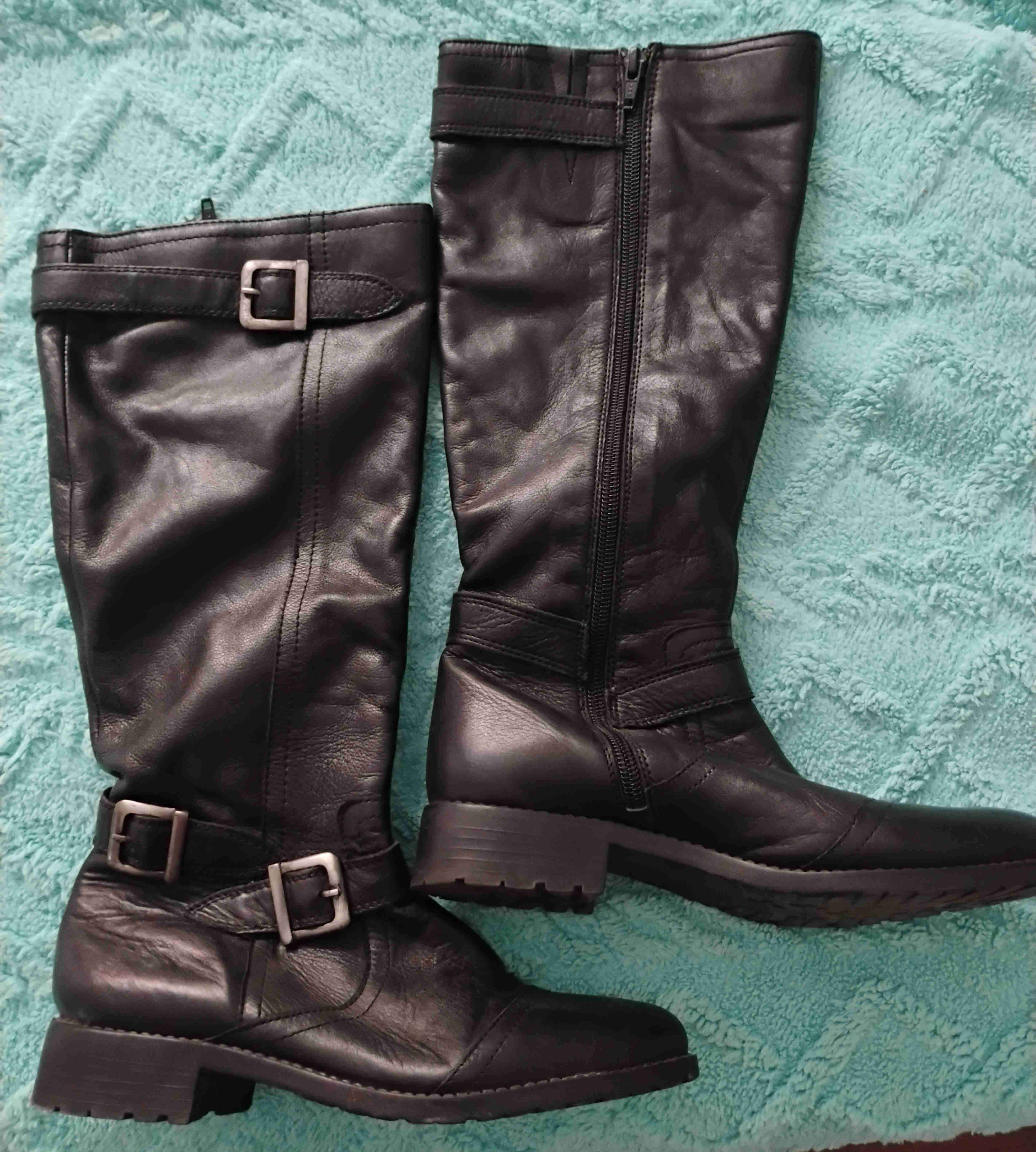 Botas largas de cuero negras - miniatura 3