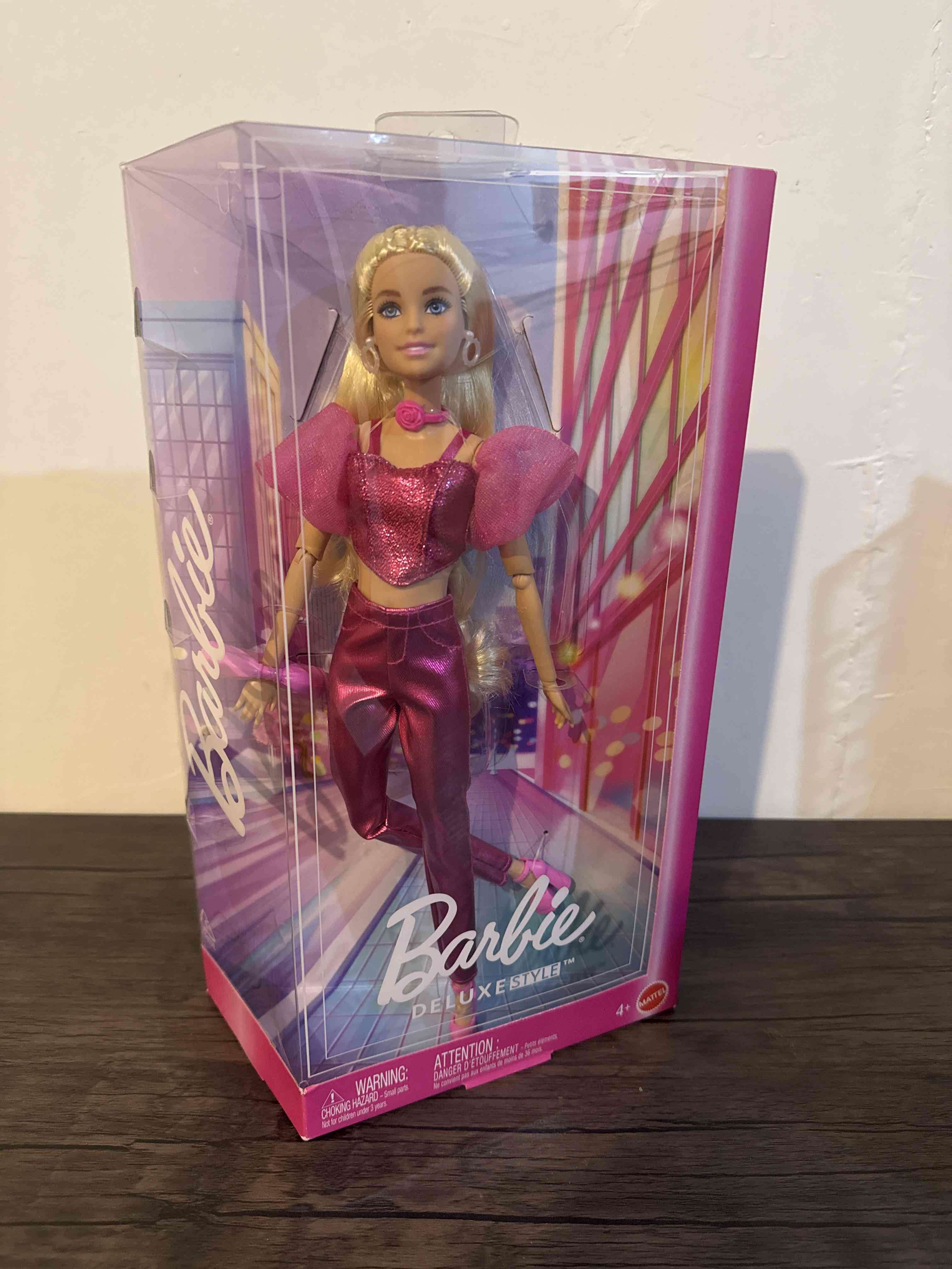 Muñeca Barbie Deluxe Style