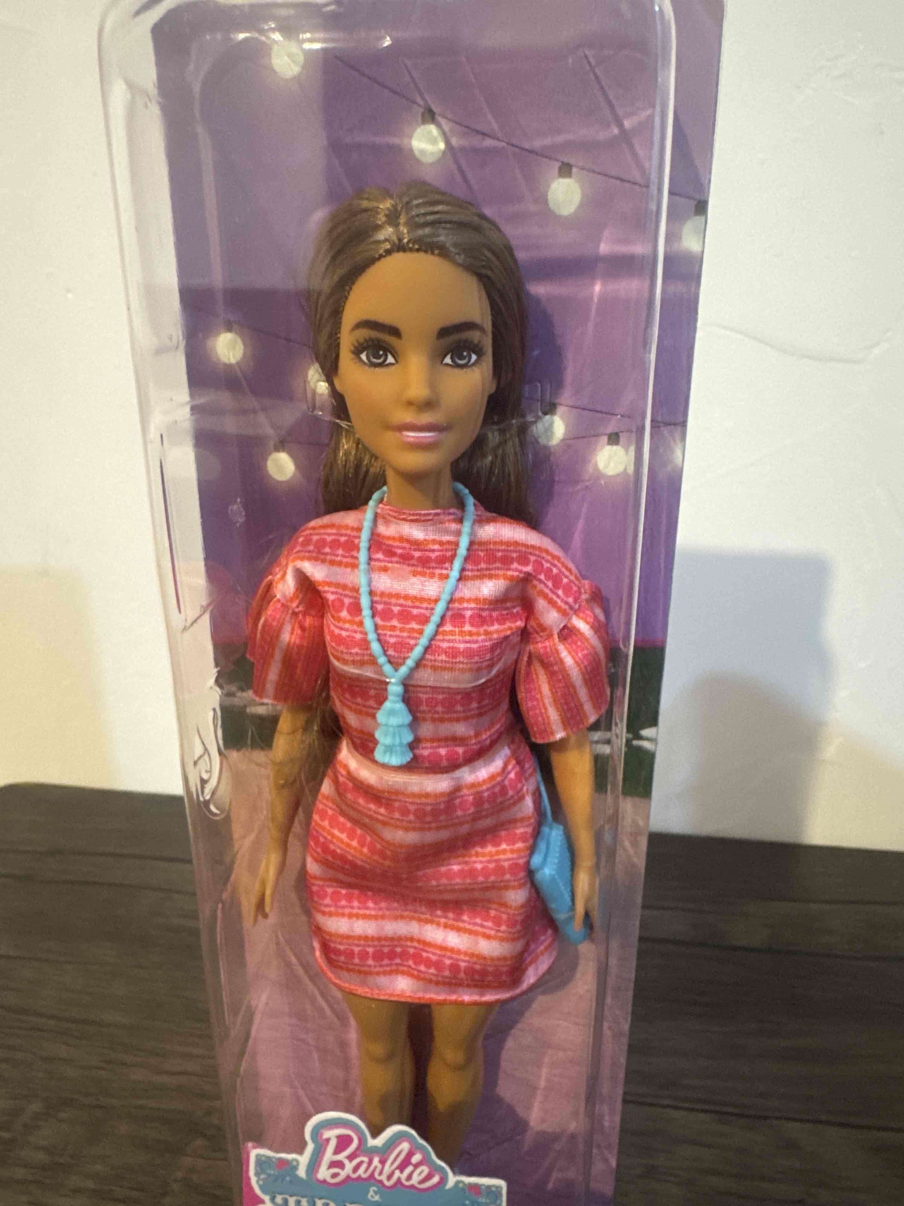 Muñeca Barbie Teresa en caja - 5