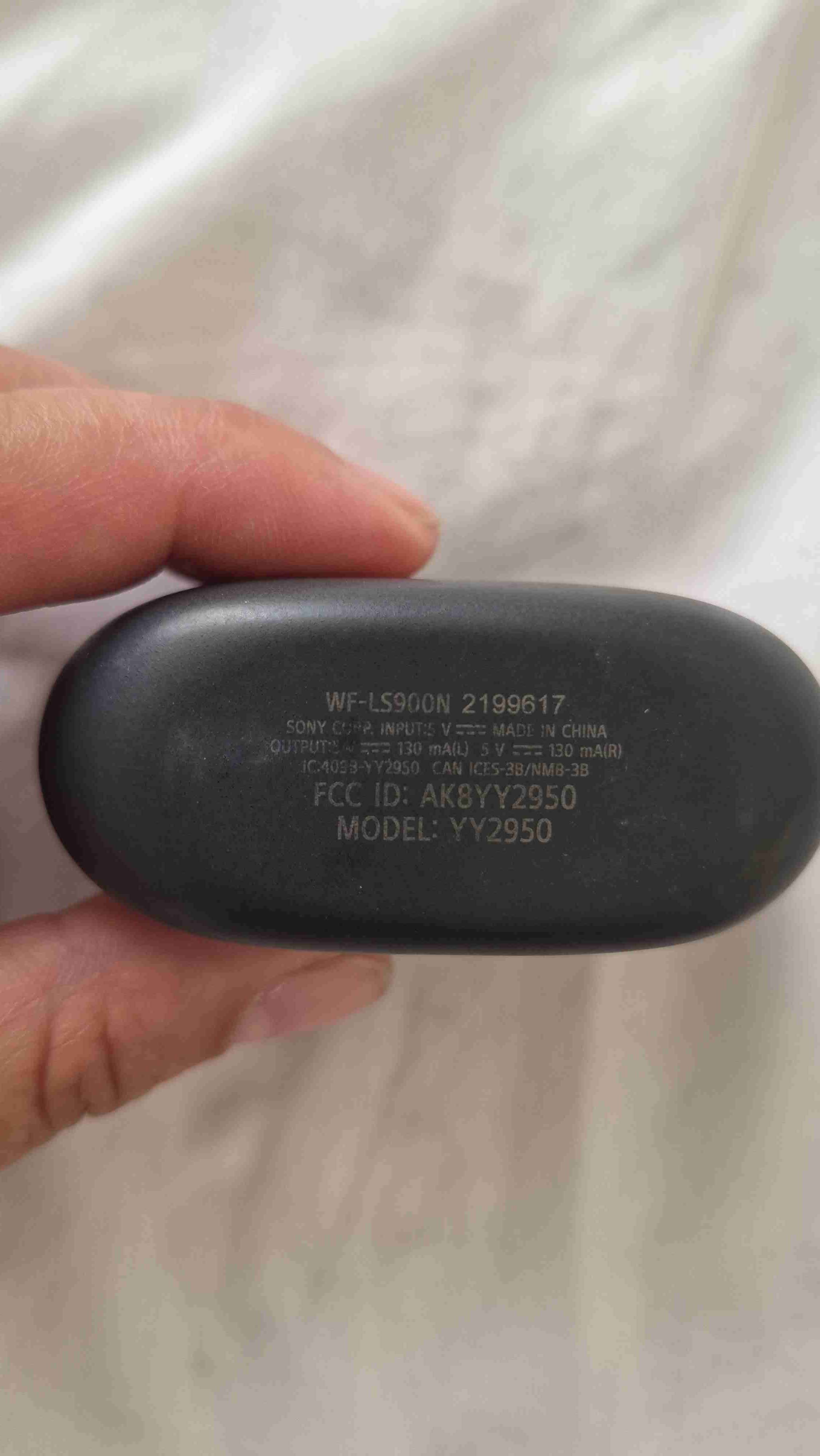 Audífonos inalámbricos negros - miniatura 3