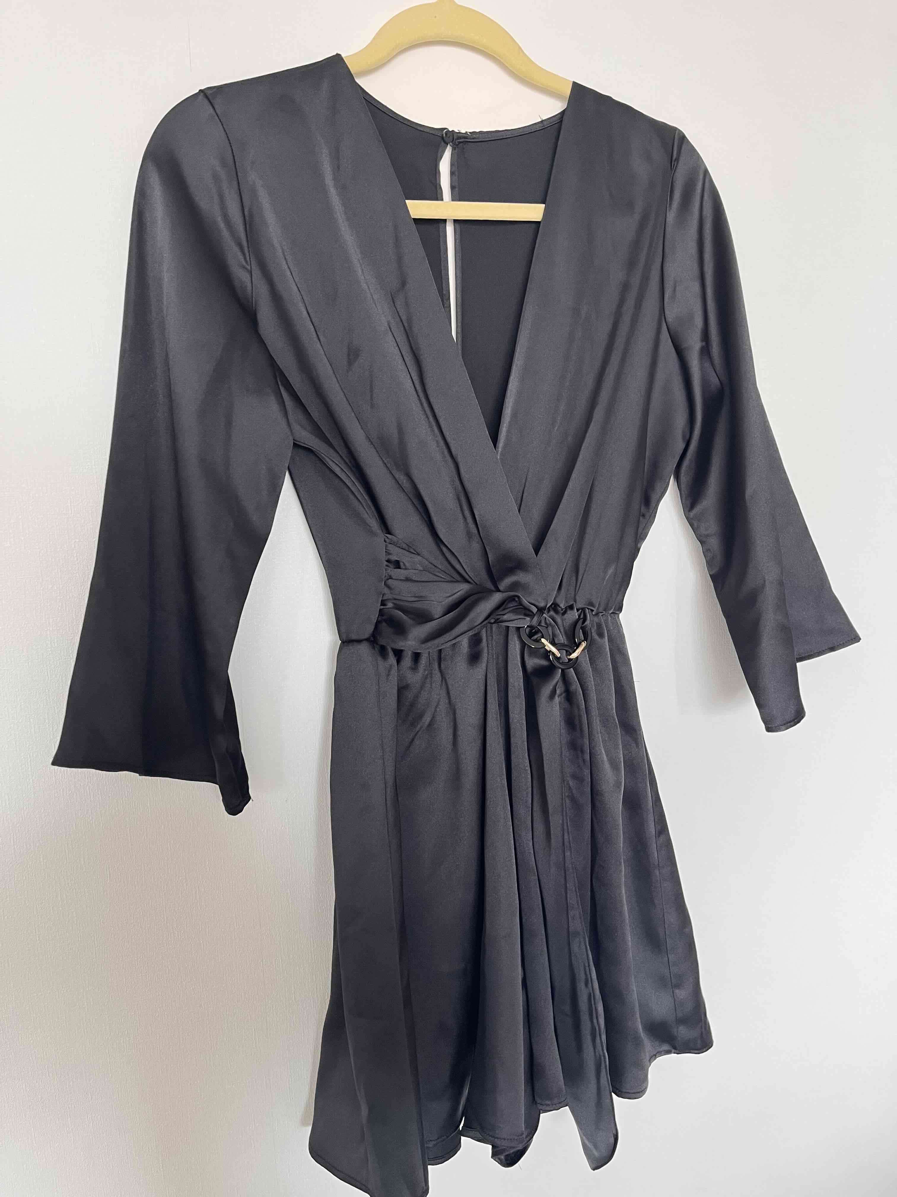 Enterito corto negro elegante Zara - miniatura 3