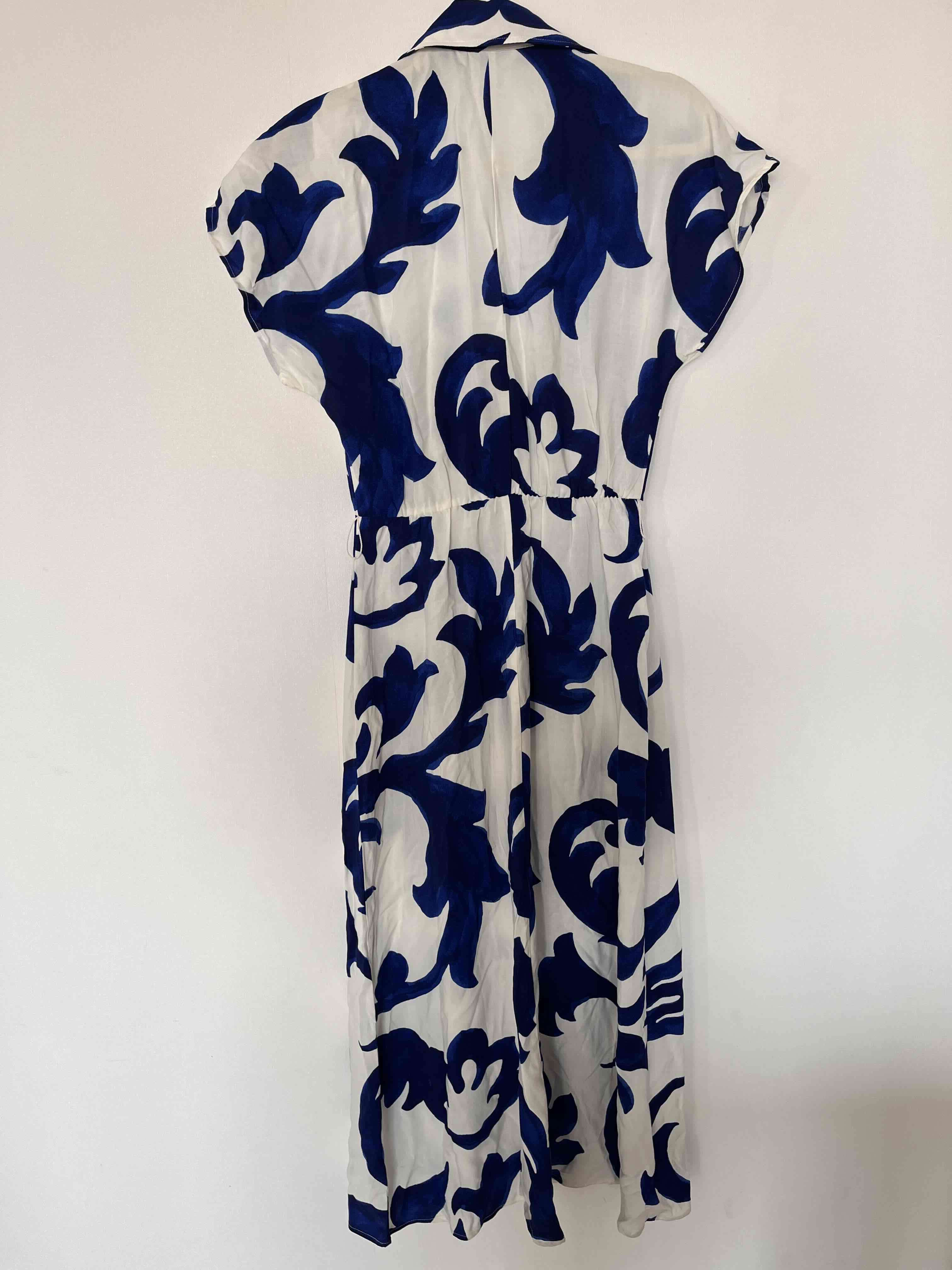 Vestido blanco con estampado azul - miniatura 5
