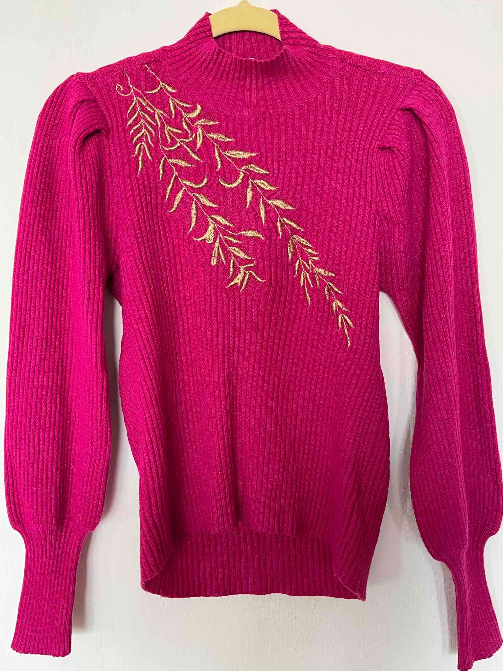 Sweater fucsia bordado