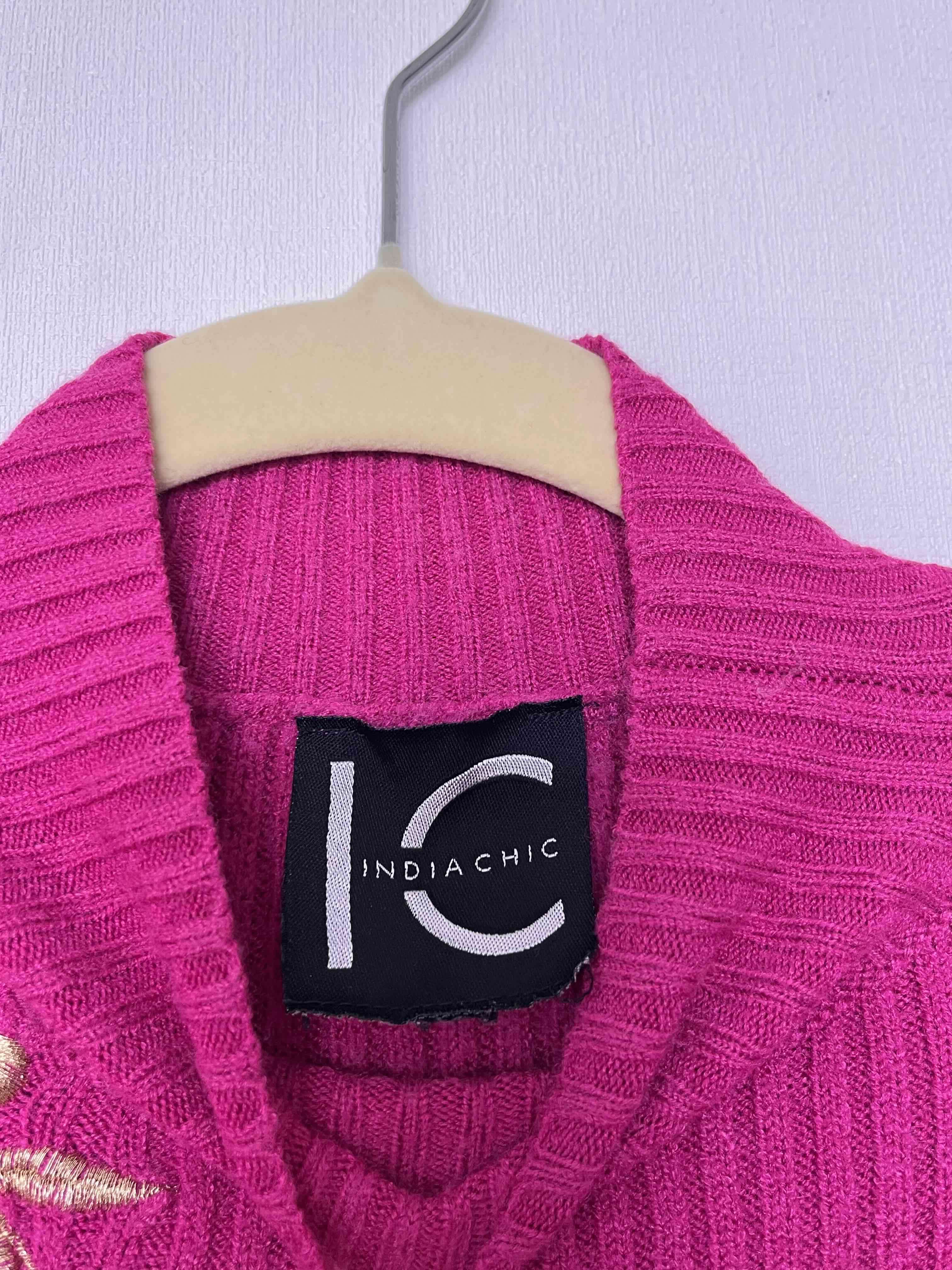 Sweater fucsia bordado - miniatura 4