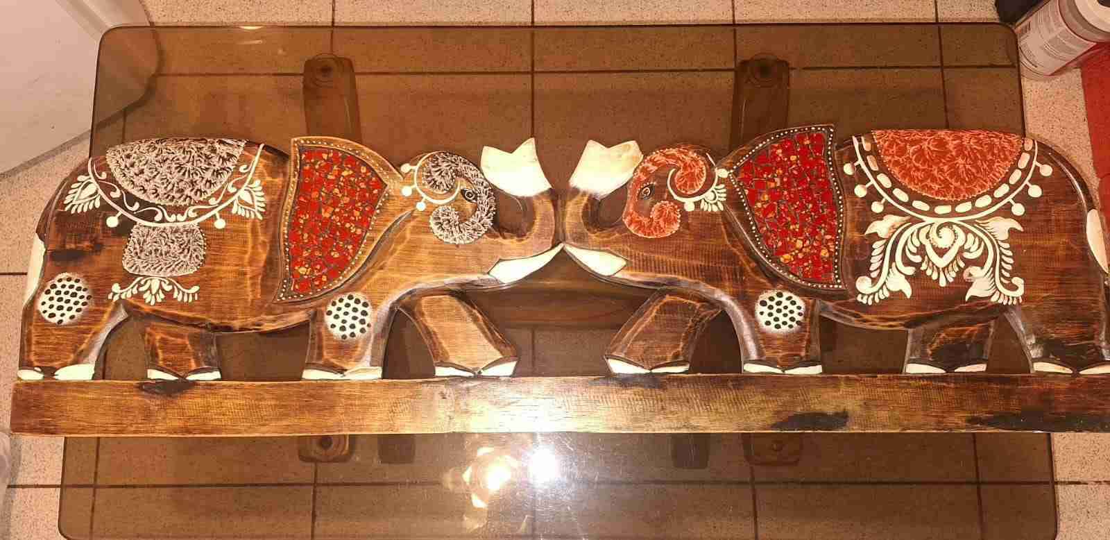 Cuadro de elefantes madera