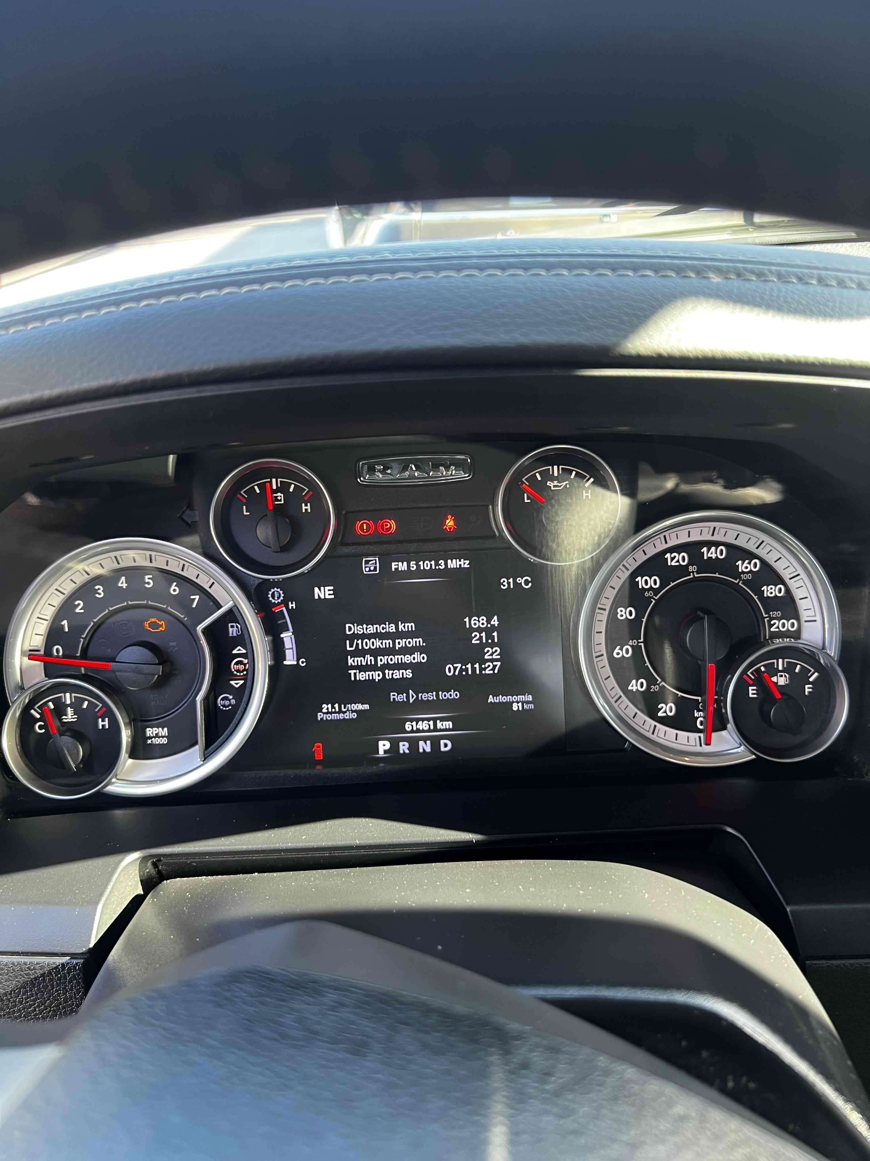 RAM 1500 laramie 2016 5.7 - miniatura 5