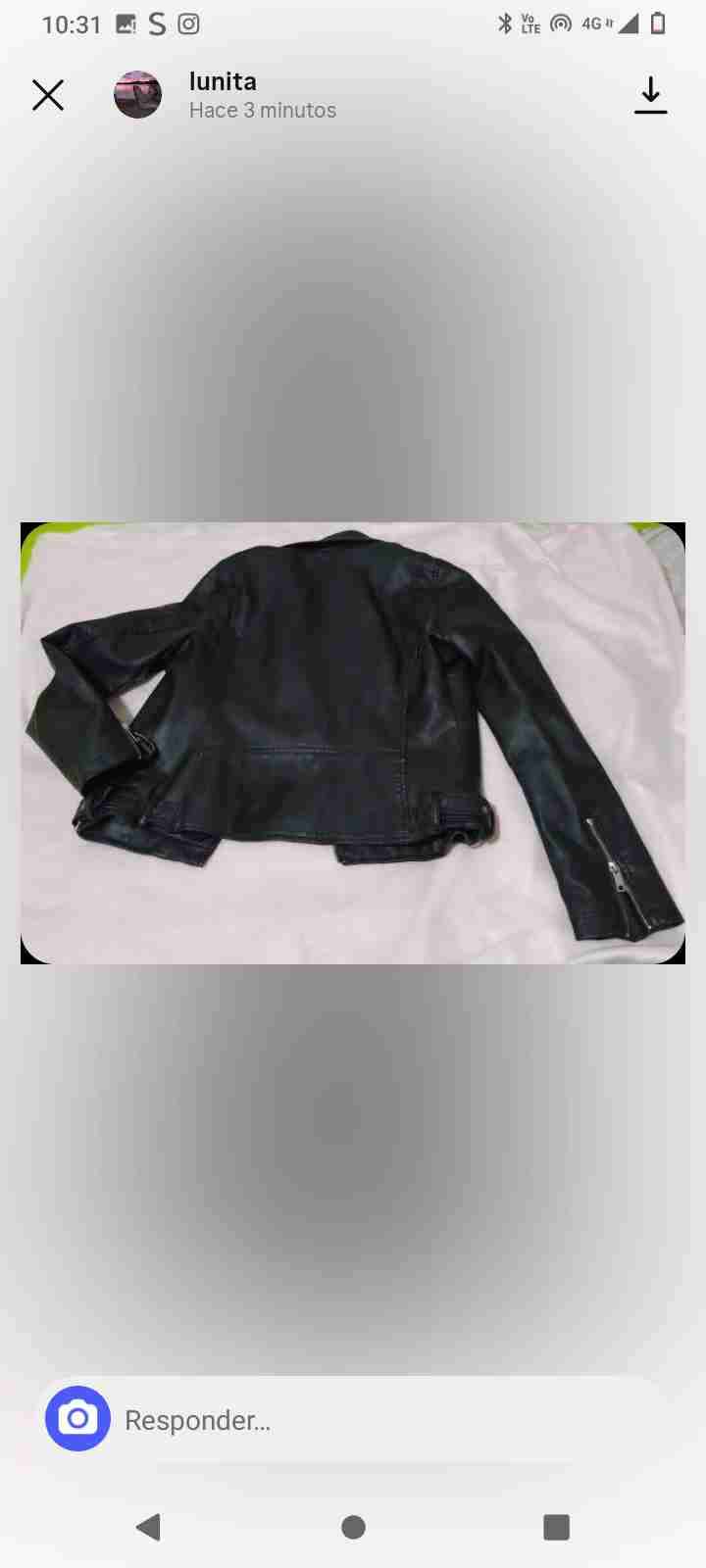 Chaqueta de cuero negra - miniatura 2