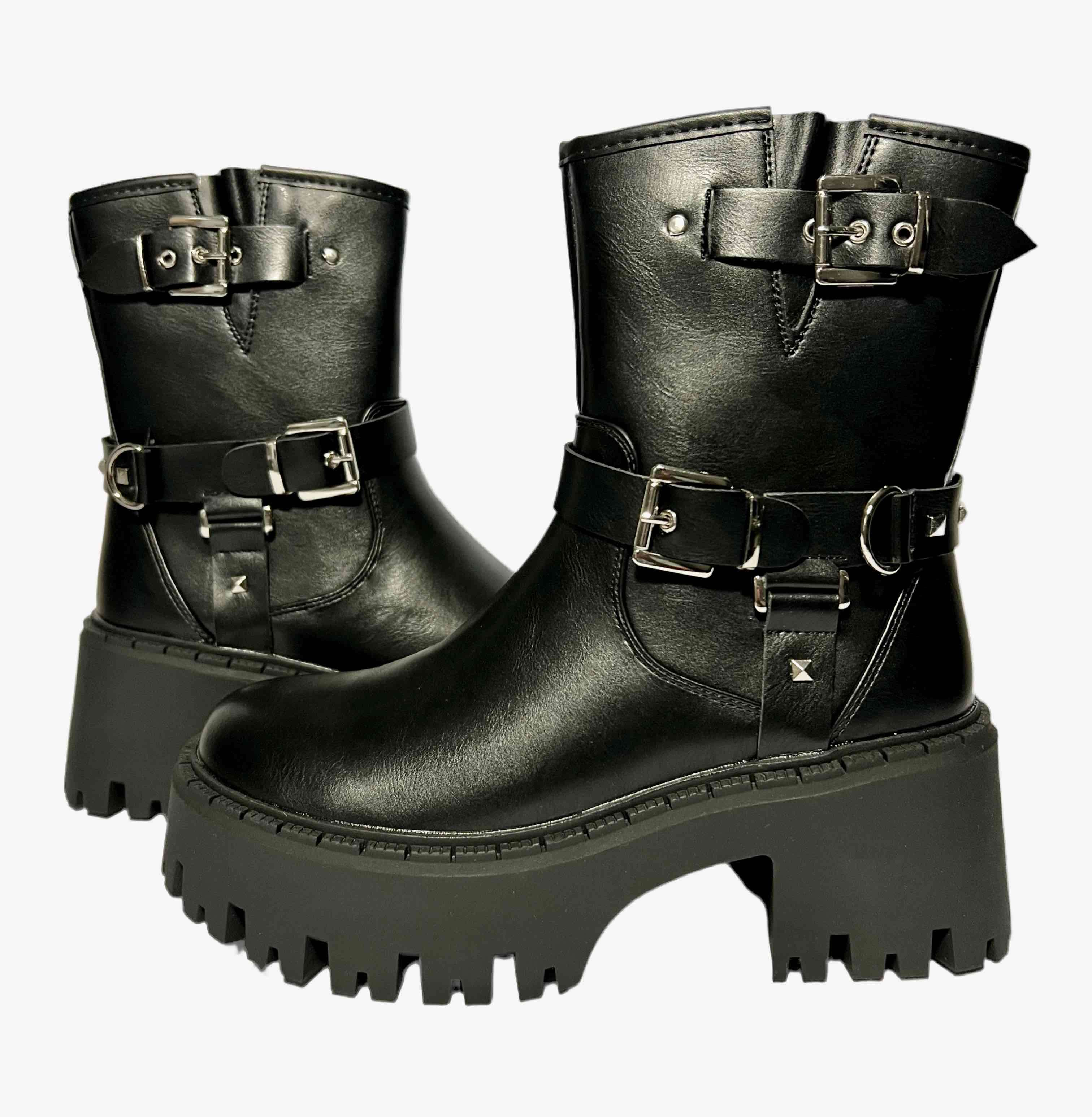 Botines negros con hebillas - miniatura 3