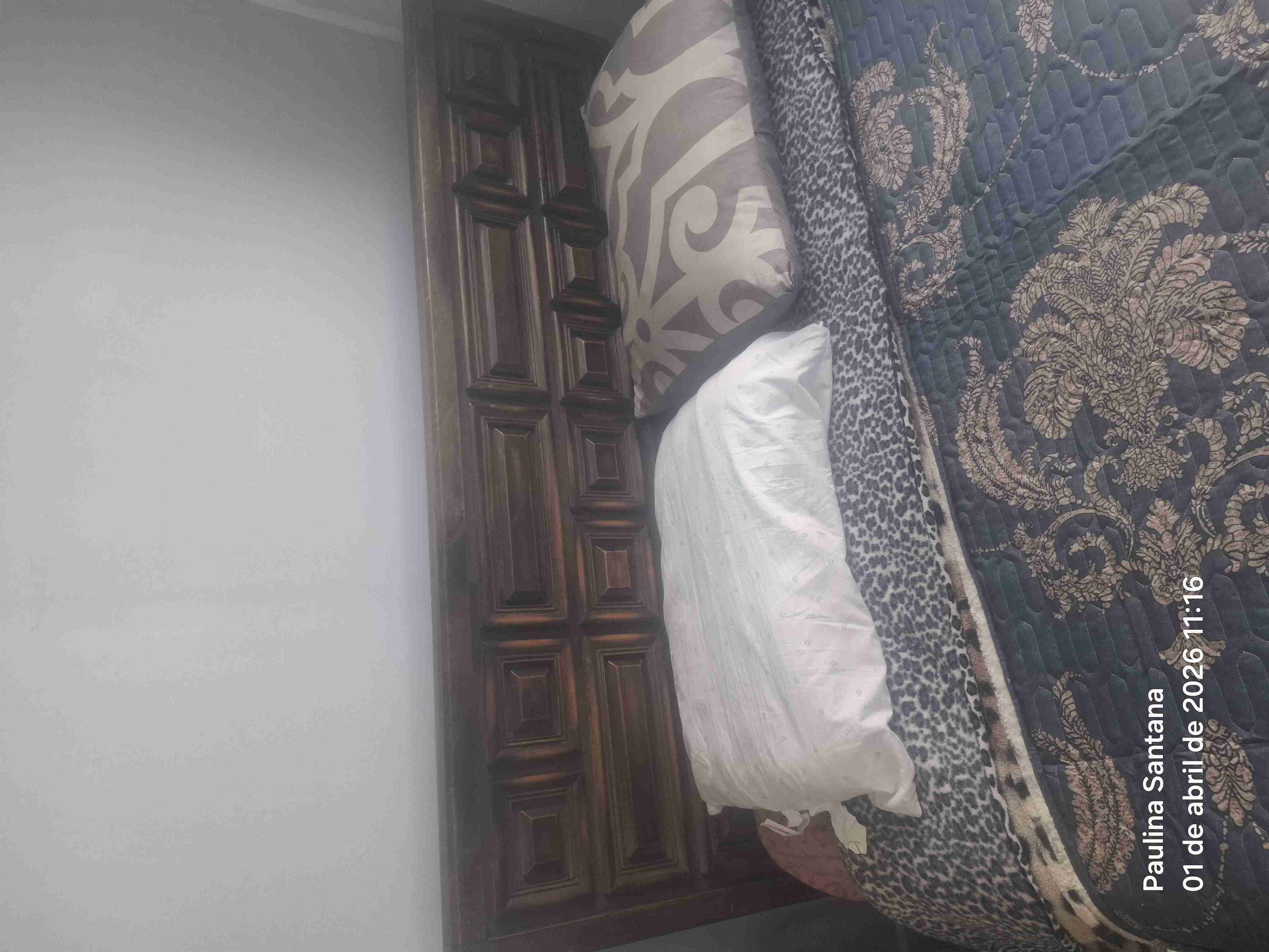 Cama matrimonial madera antigua - miniatura 2