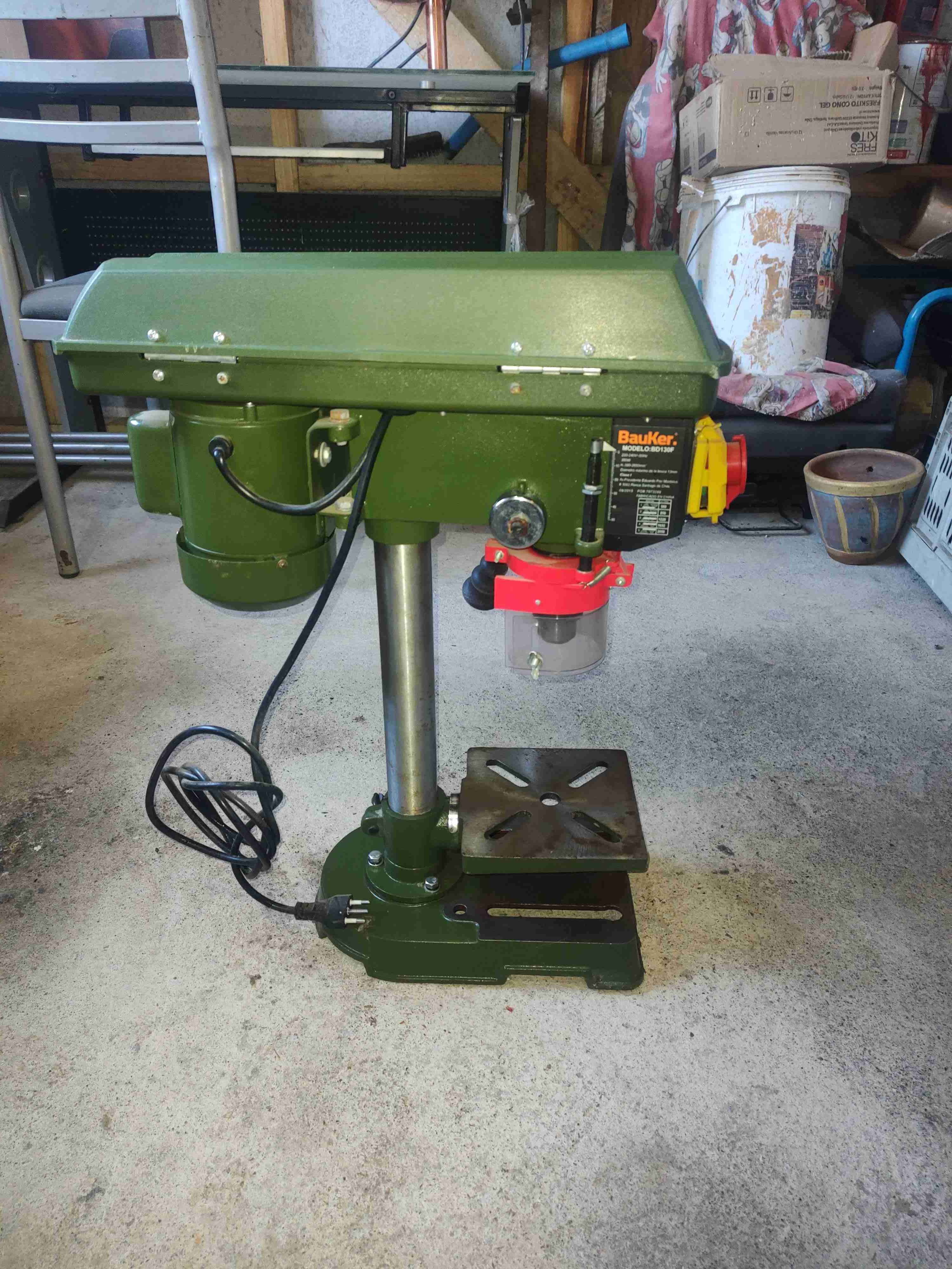 Taladro de banco verde - miniatura 3