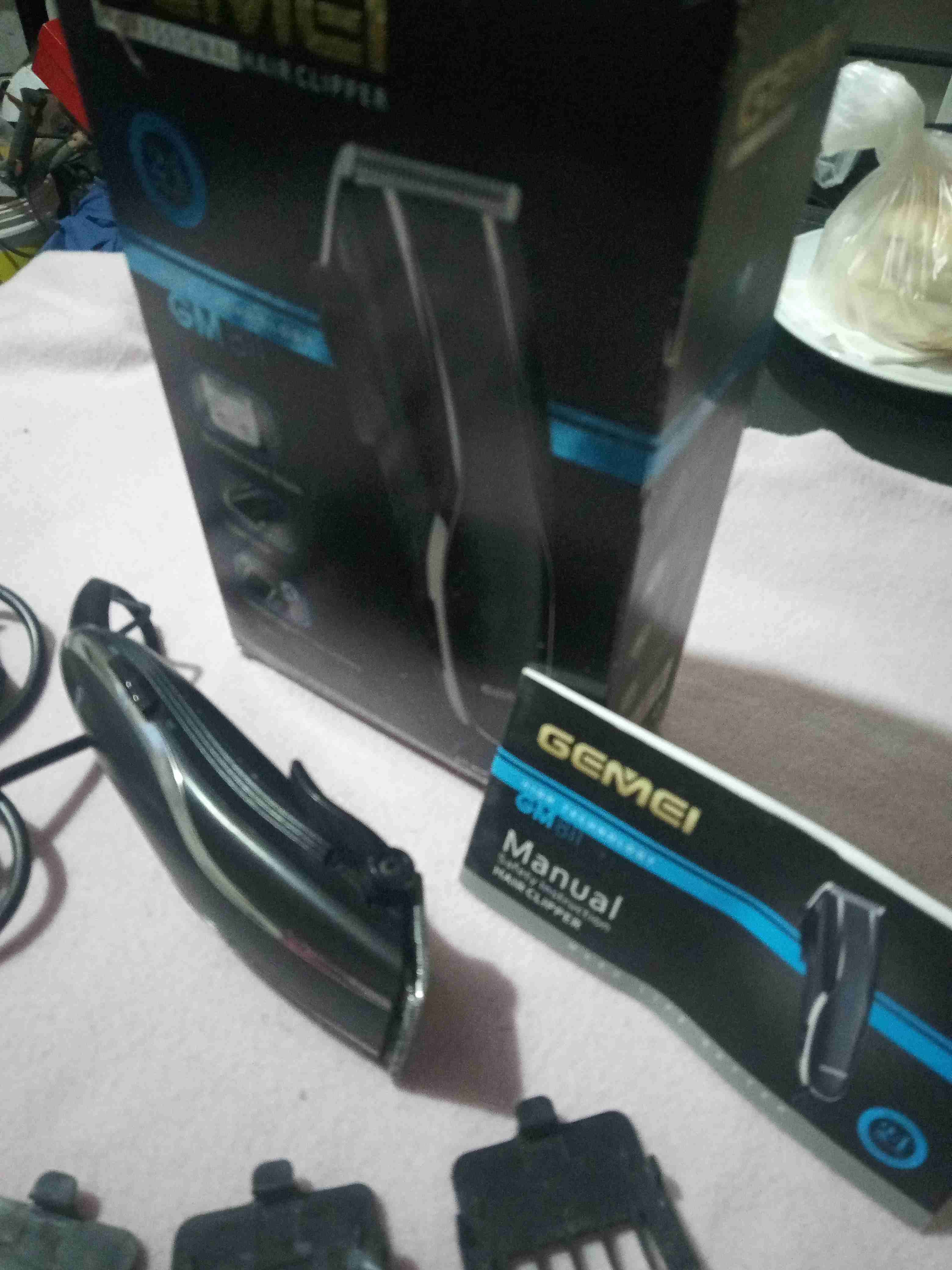 Cortadora de pelo Gemei GM 811 - 2