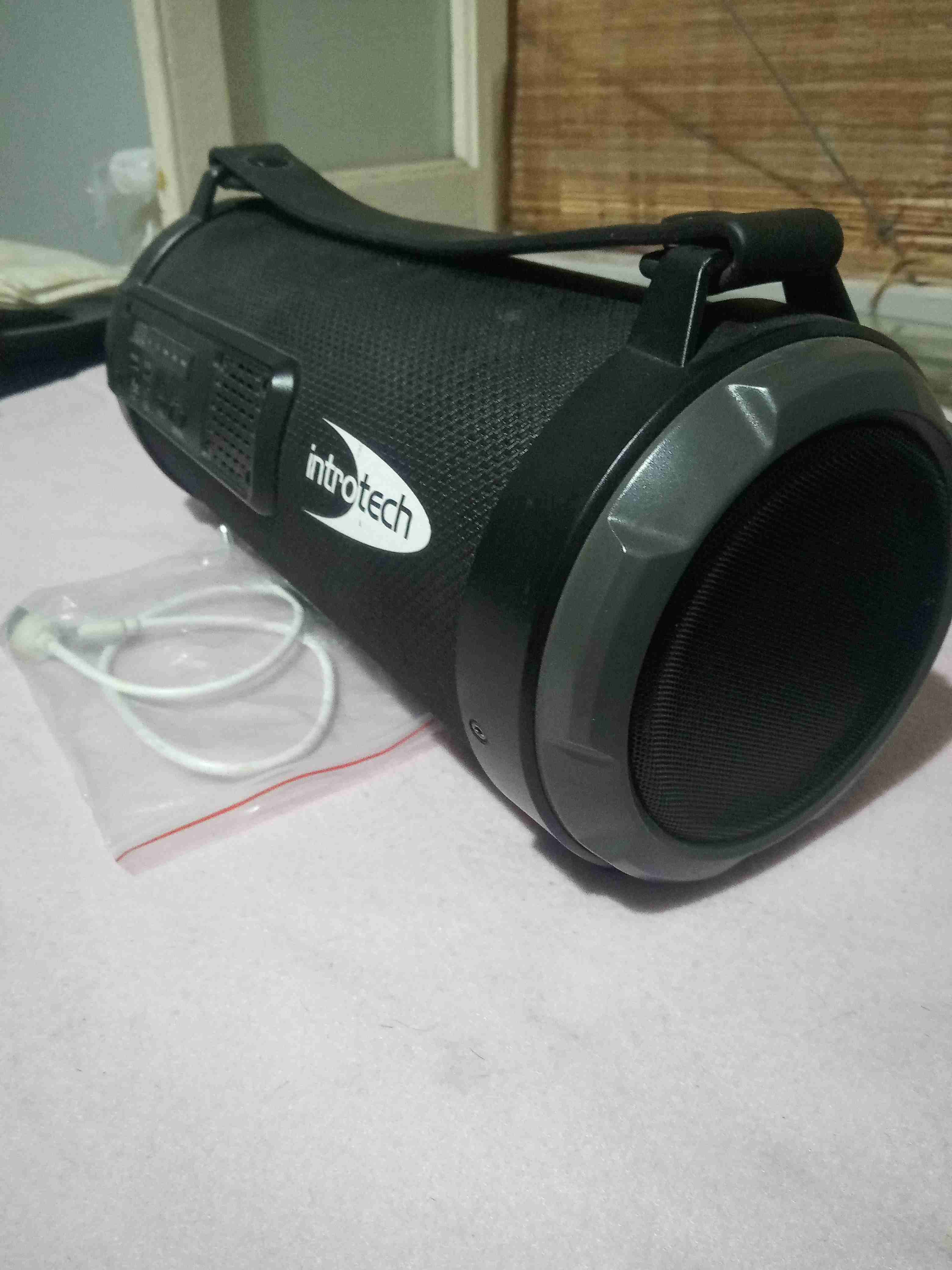 Parlante portátil Introtech negro - miniatura 2