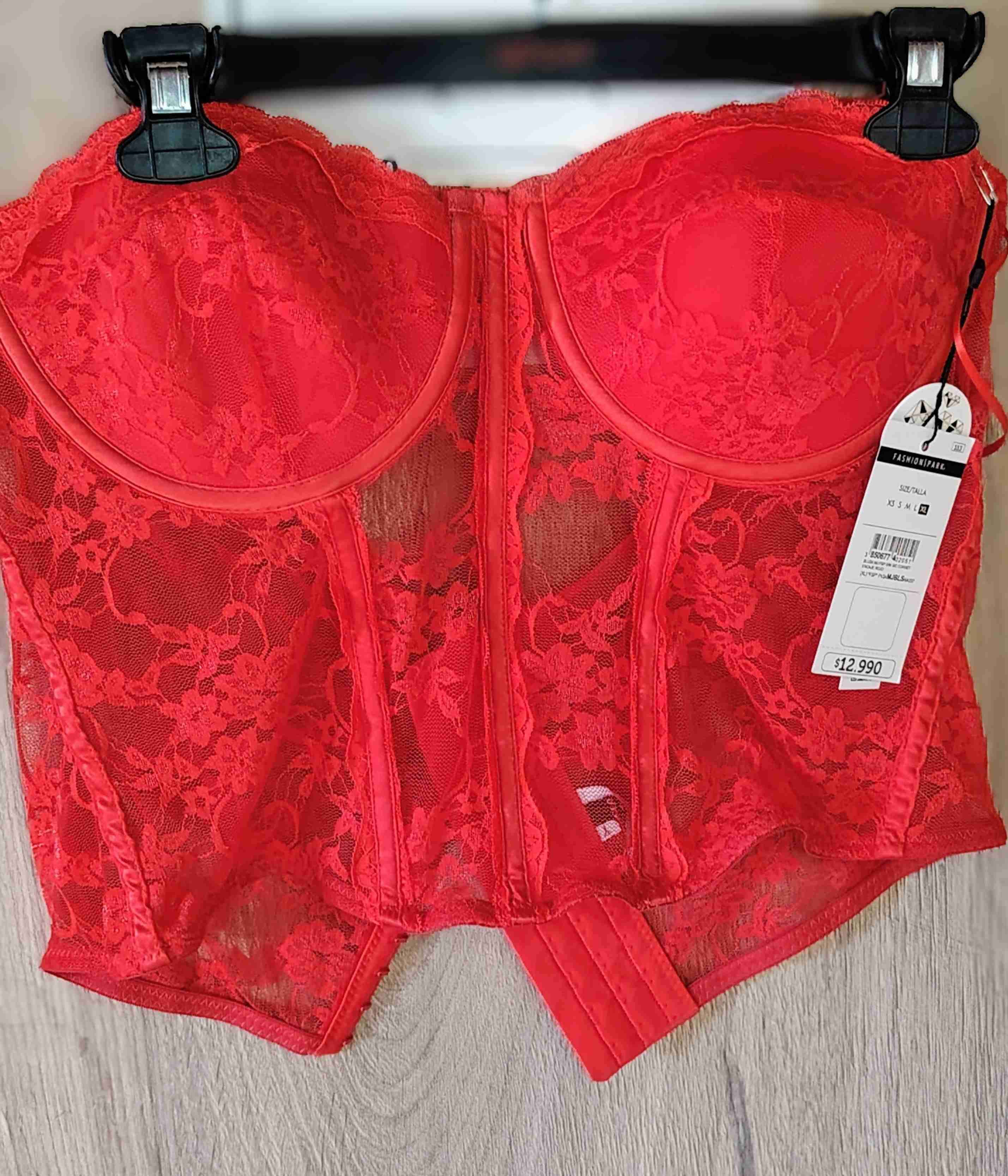 Corset rojo de encaje