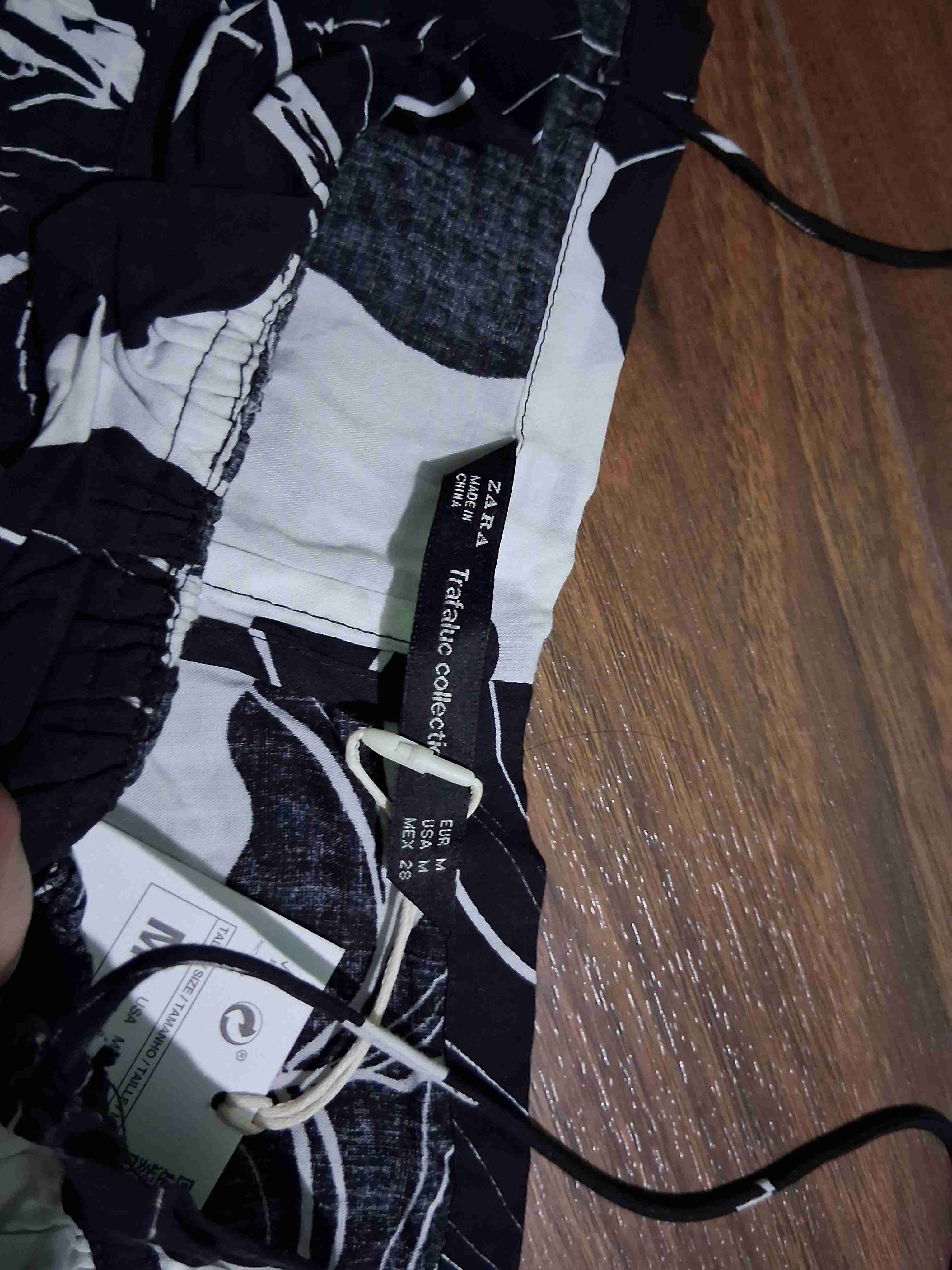 Shorts estampados Zara blanco y negro