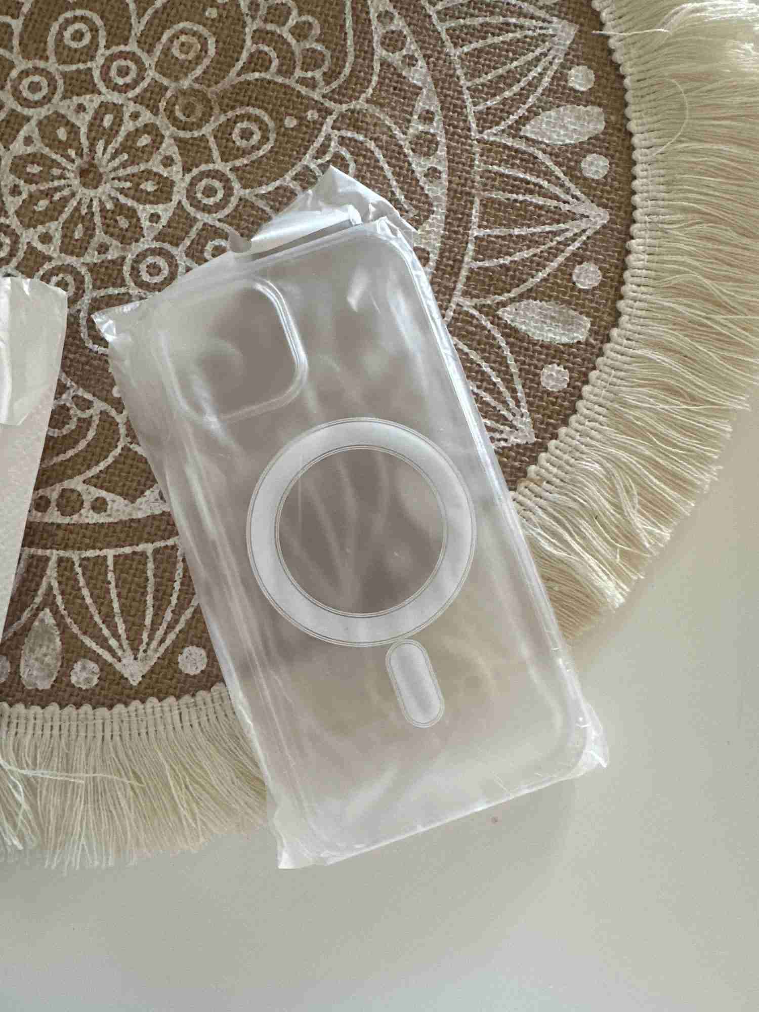 kit carcasa MagSafe+cargador inalámbrico a 12.000 - 5