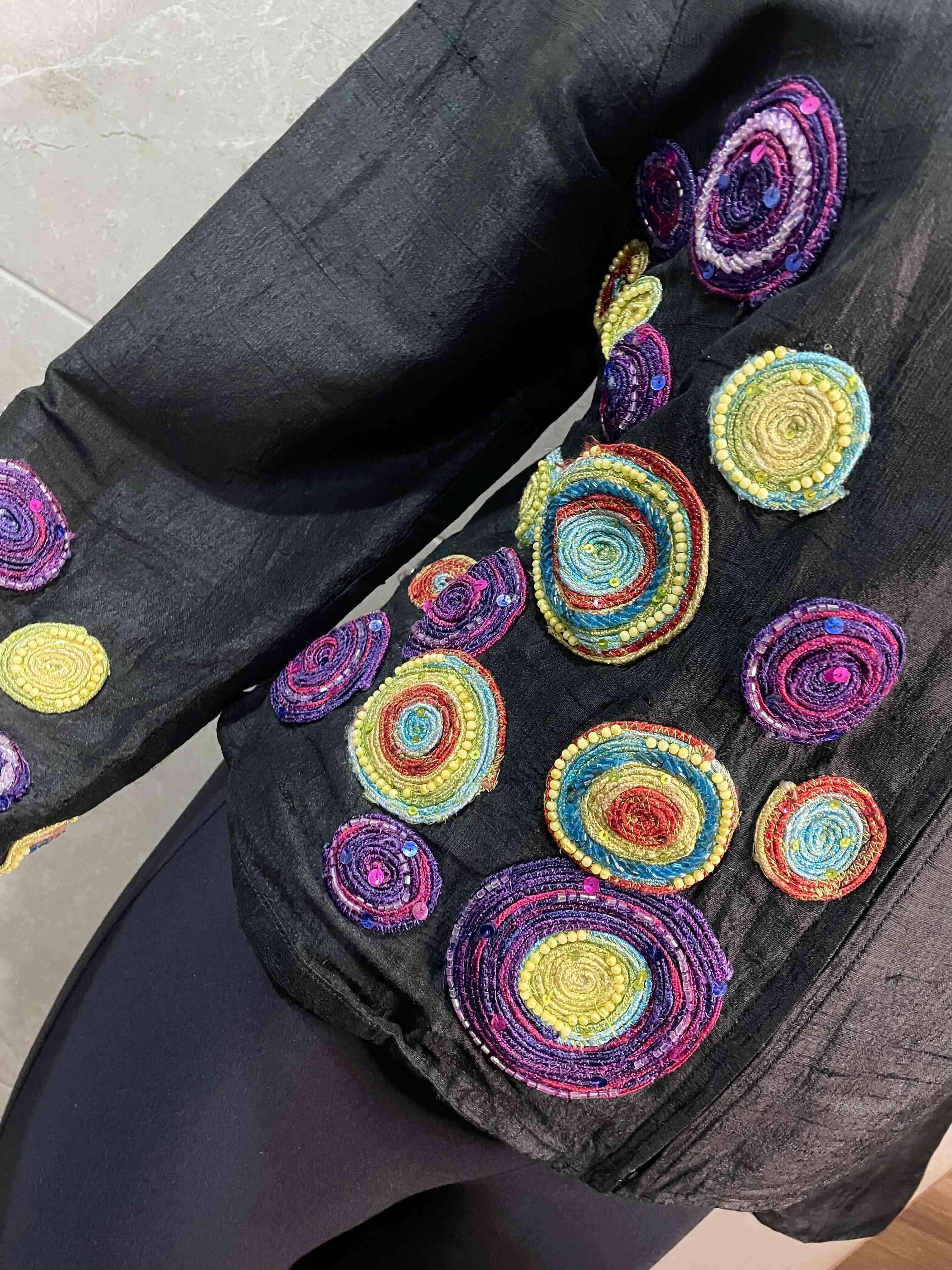 Chaqueta bordada negro multicolor - 3