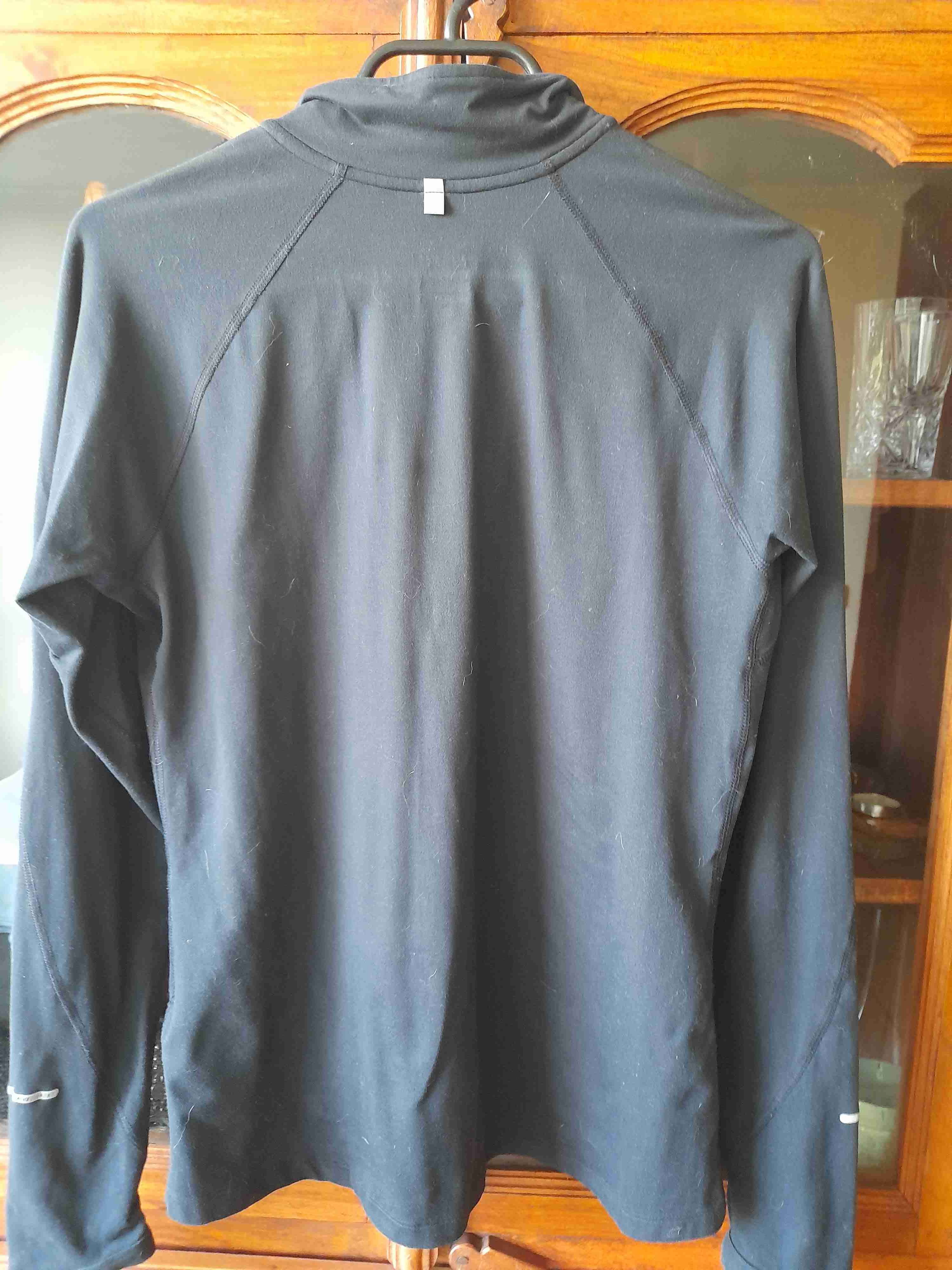 Polera manga larga , deportivo negro con cierre - miniatura 2