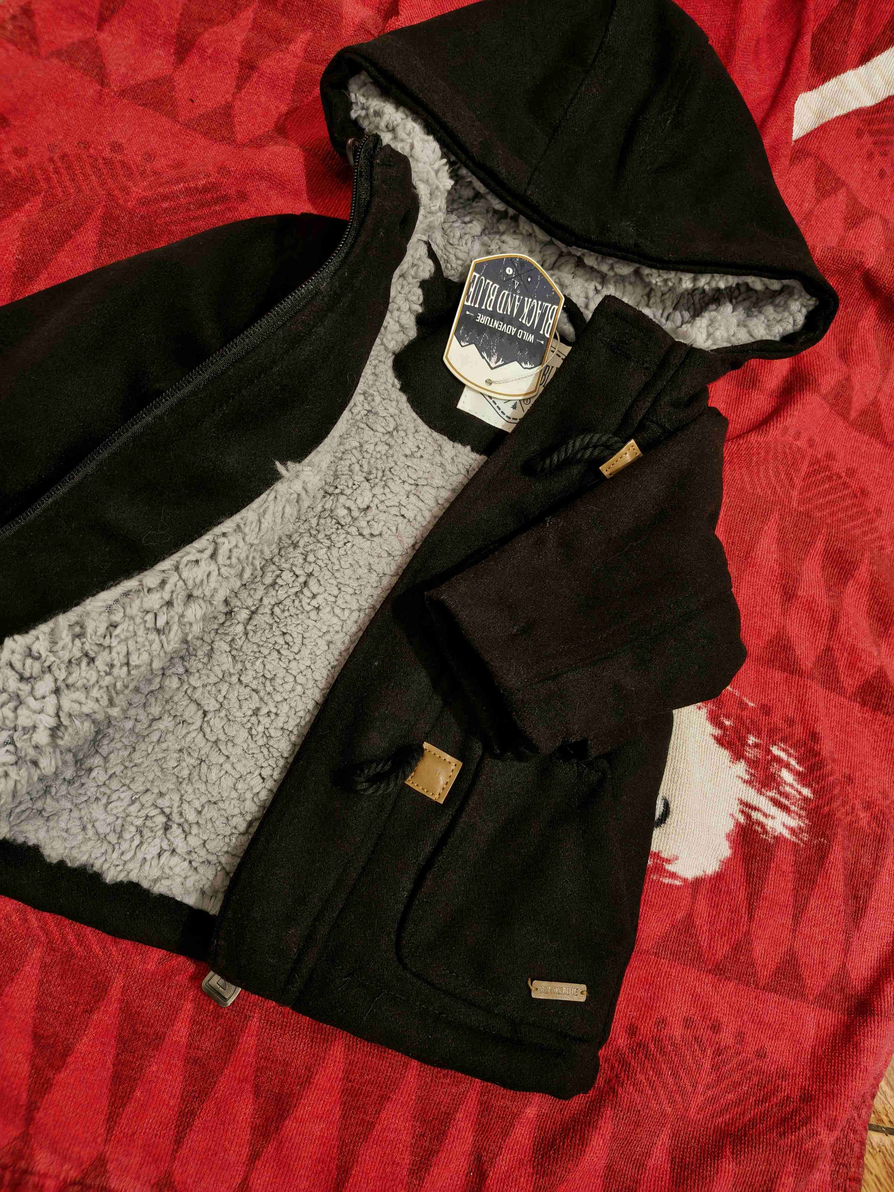 Abrigo talla 3 neses con capucha Black AND Blue - miniatura 4