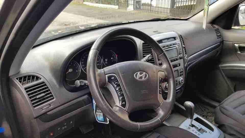 SUV Hyundai usada gris - 3