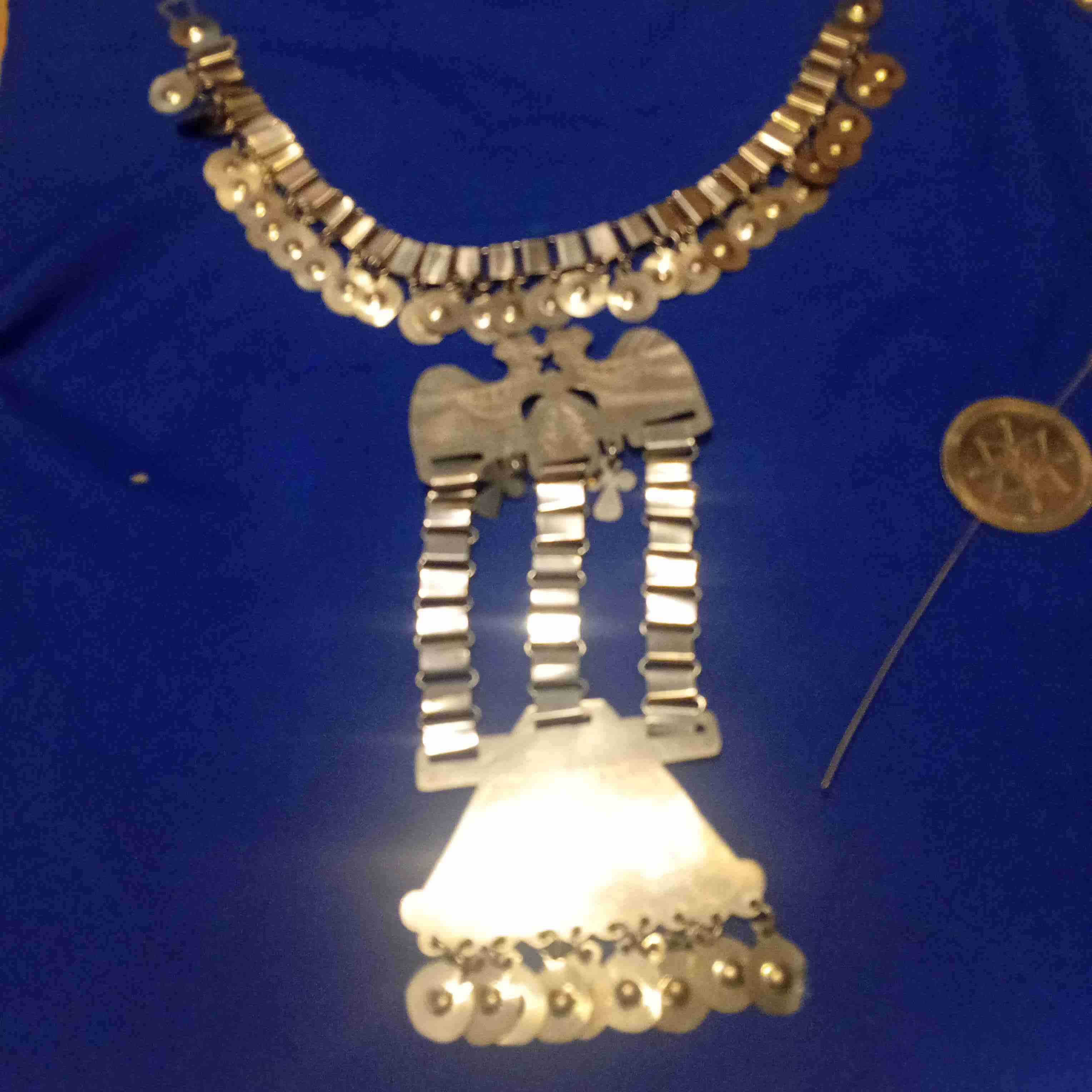 Colgante tradicional mapuche de alpaca tamaño adul - miniatura 2