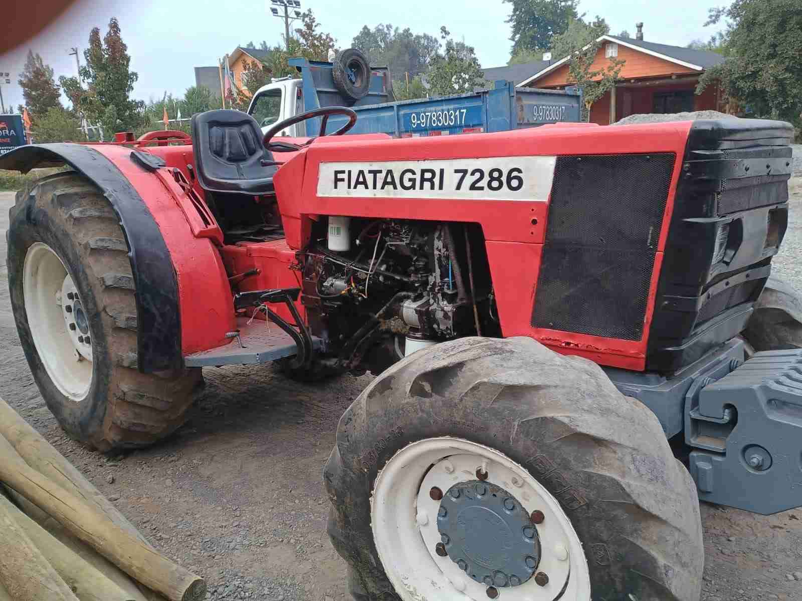 Tractor Fiatagri 7286 rojo - 4