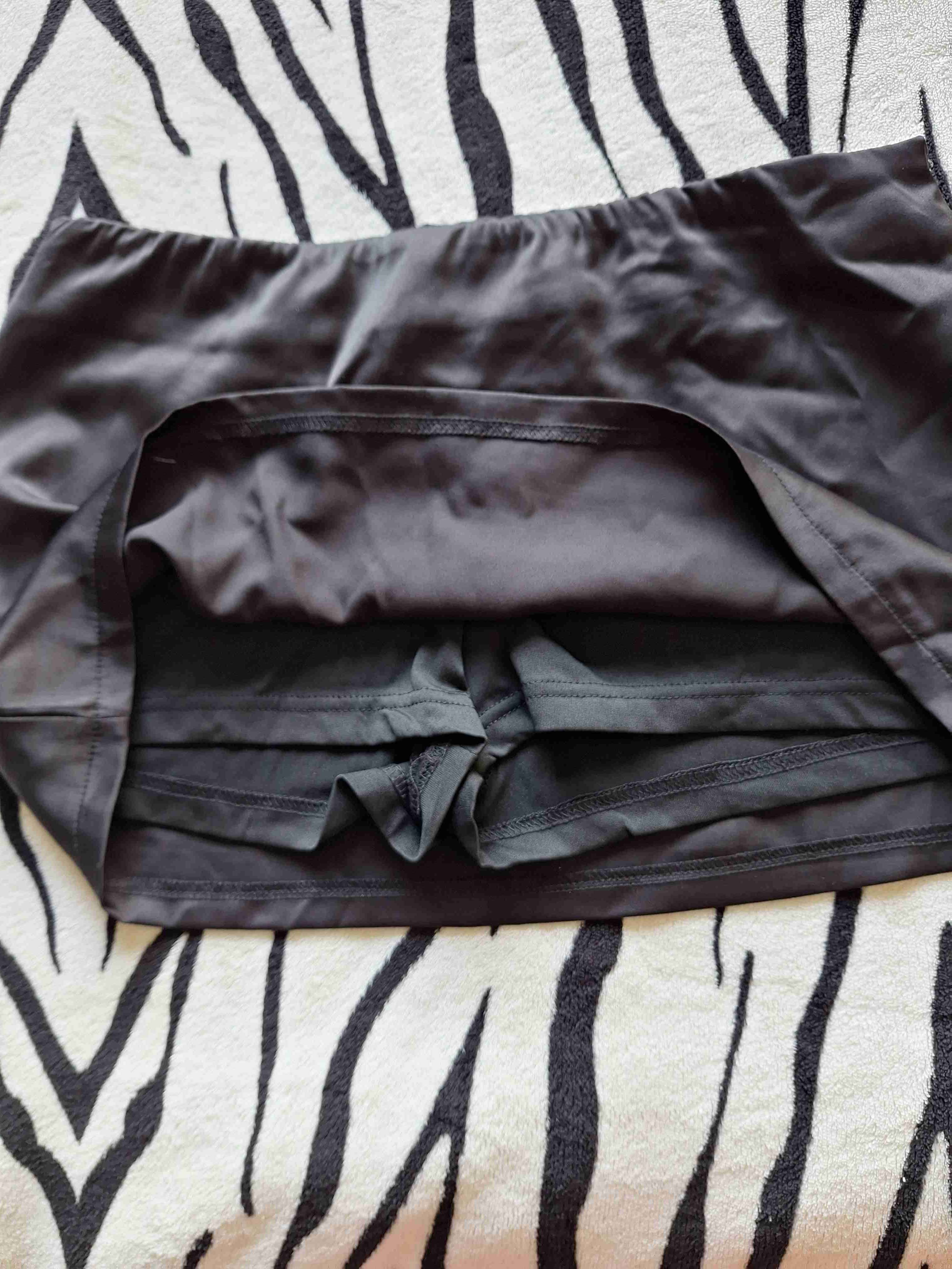 Falda negra básica - 2