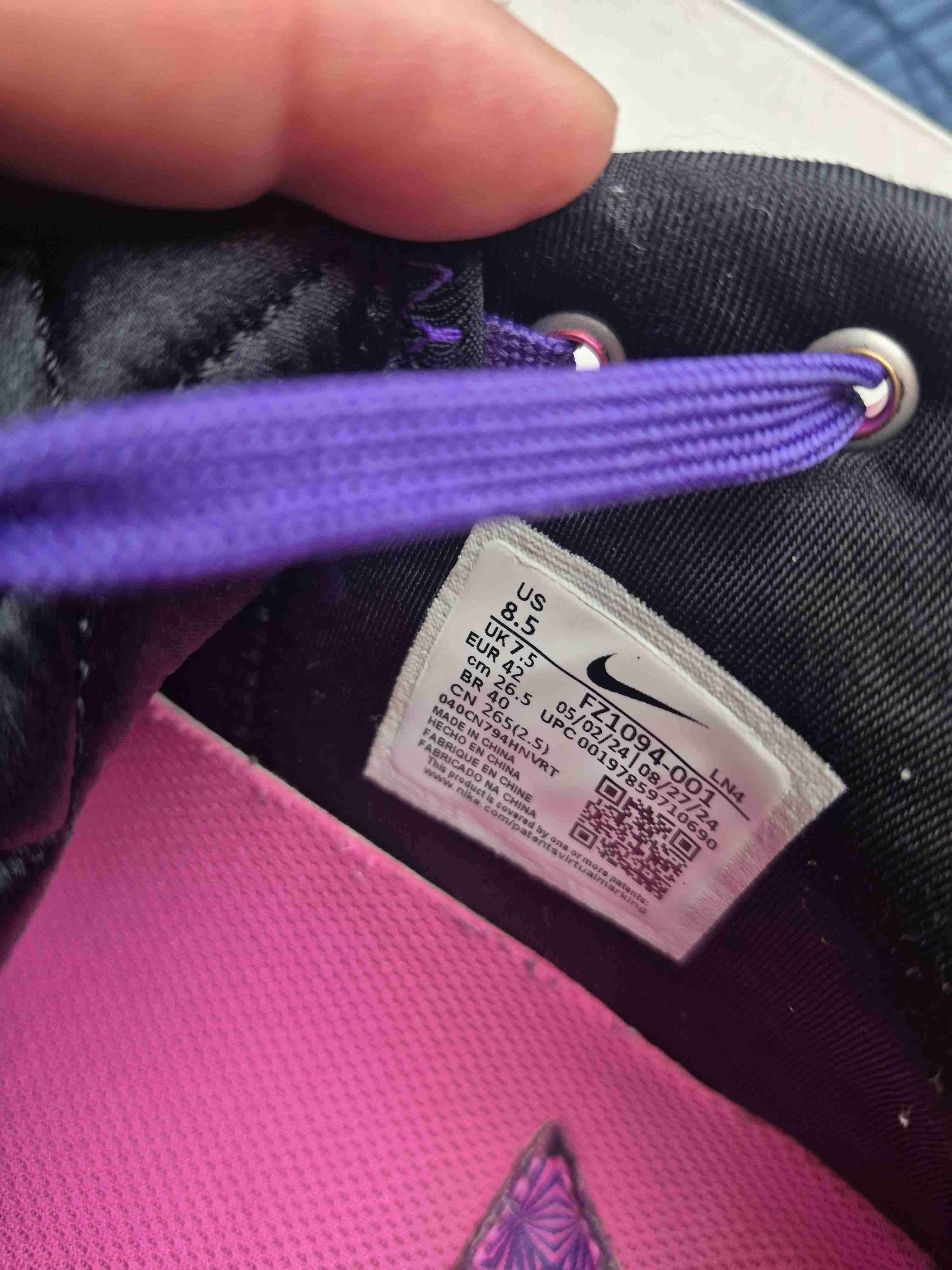 Zapatillas lebron 22 - miniatura 3