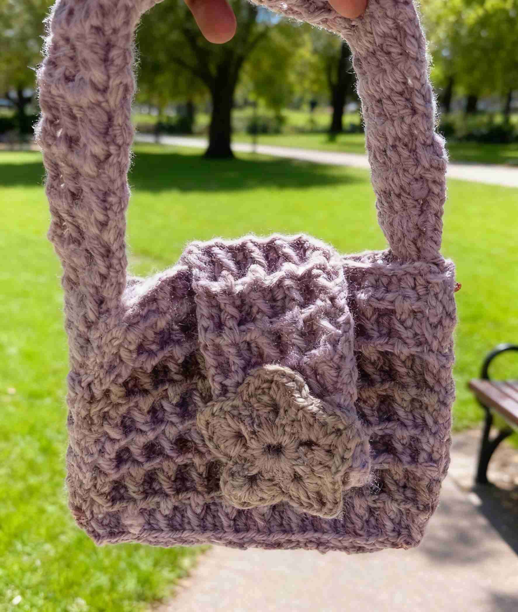 Bolso de crochet lila