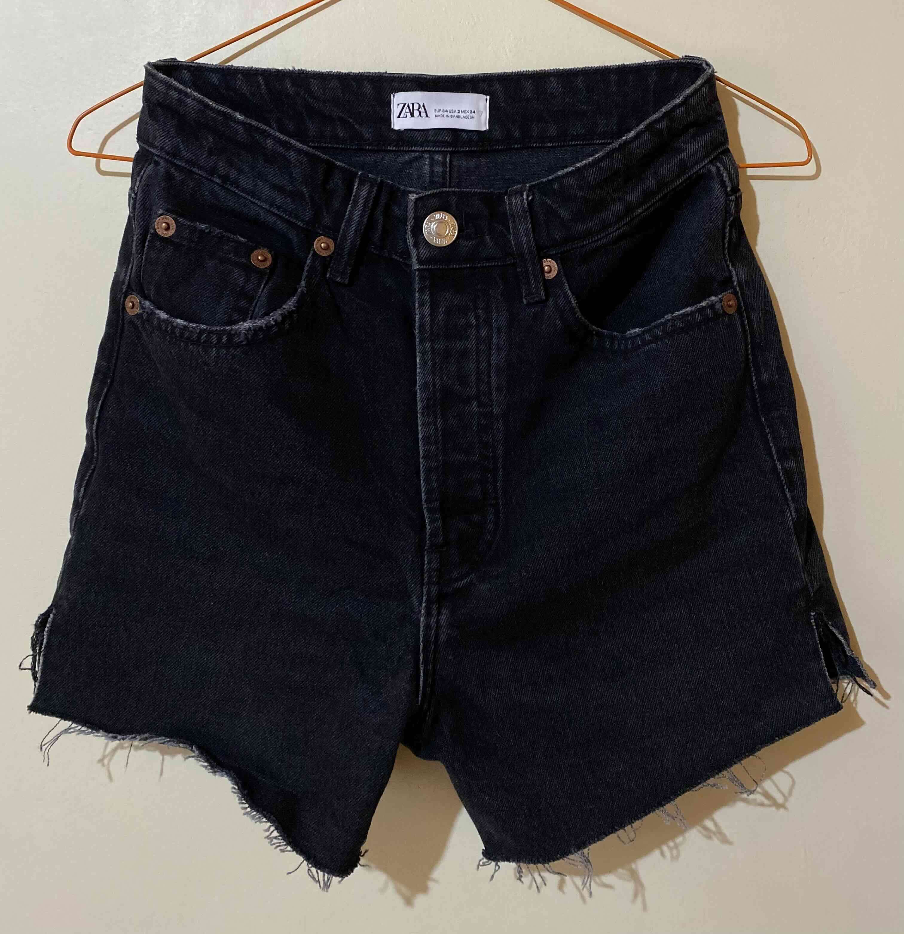 Shorts de mezclilla negros Zara 34