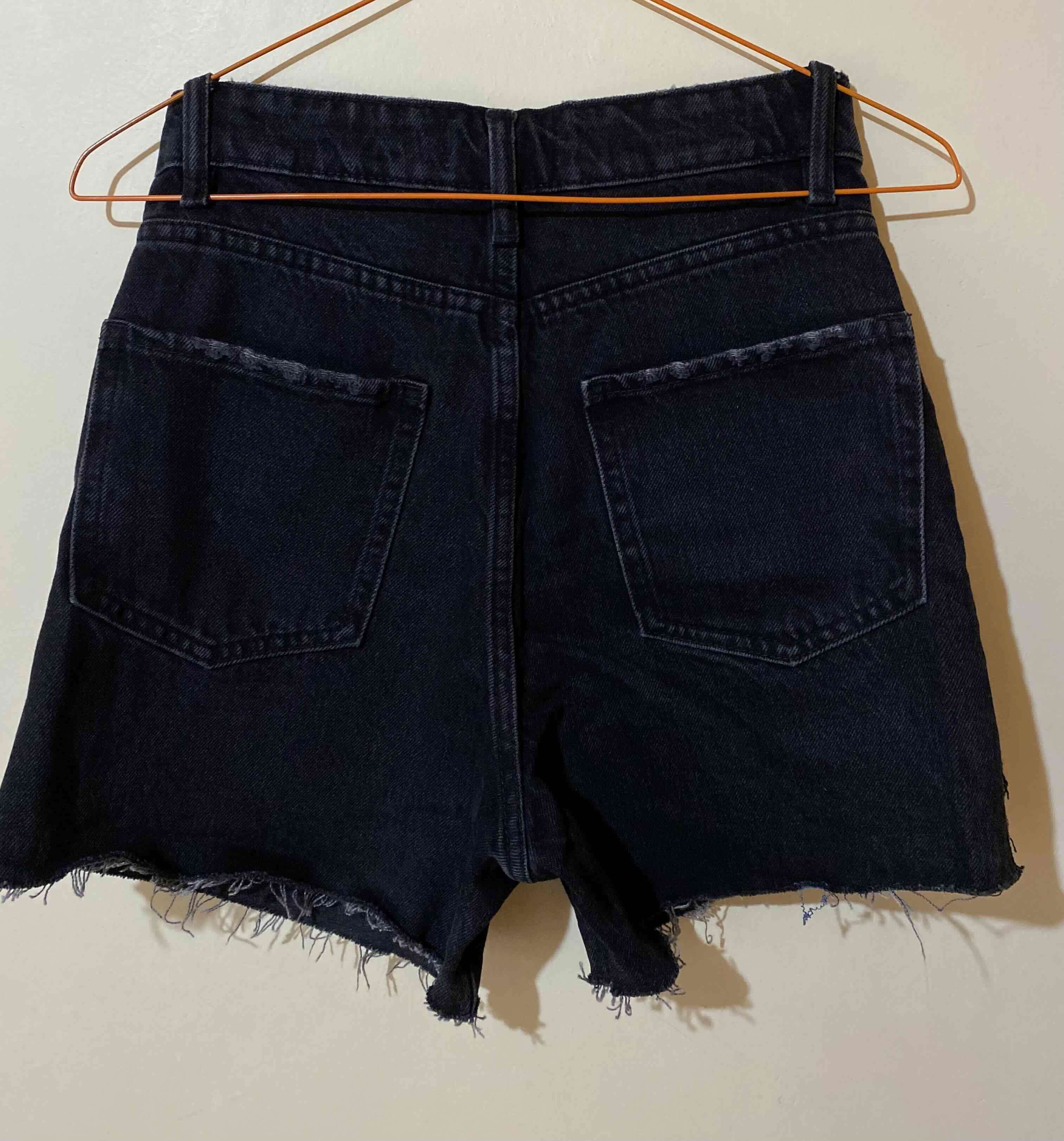 Shorts de mezclilla negros Zara 34 - 2
