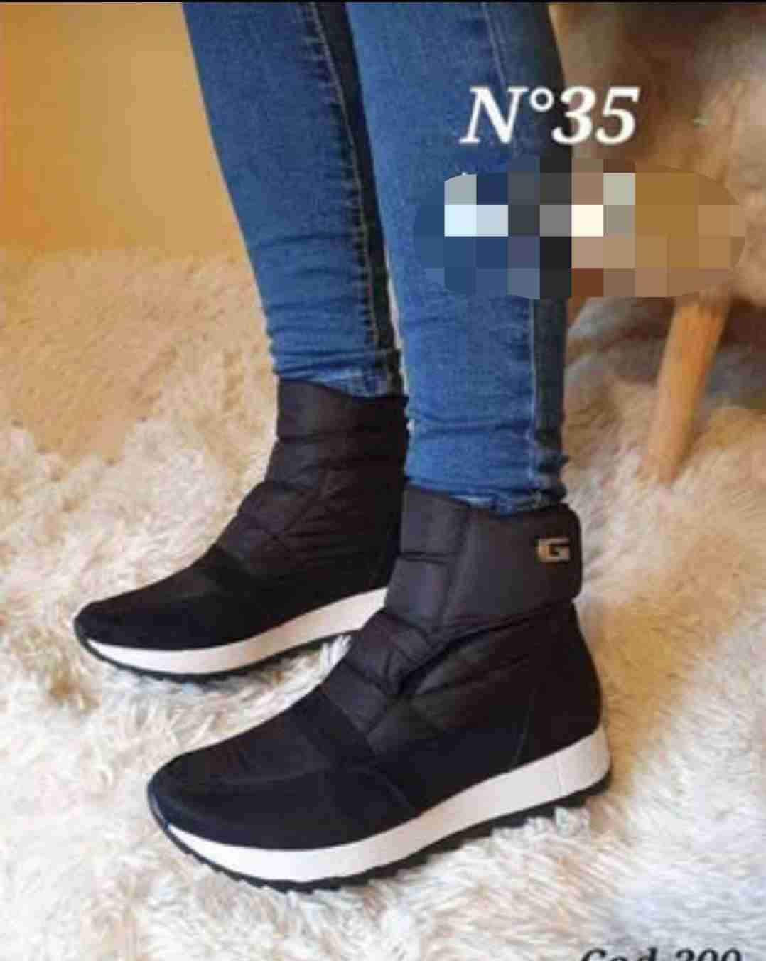 Botines negros talla 35