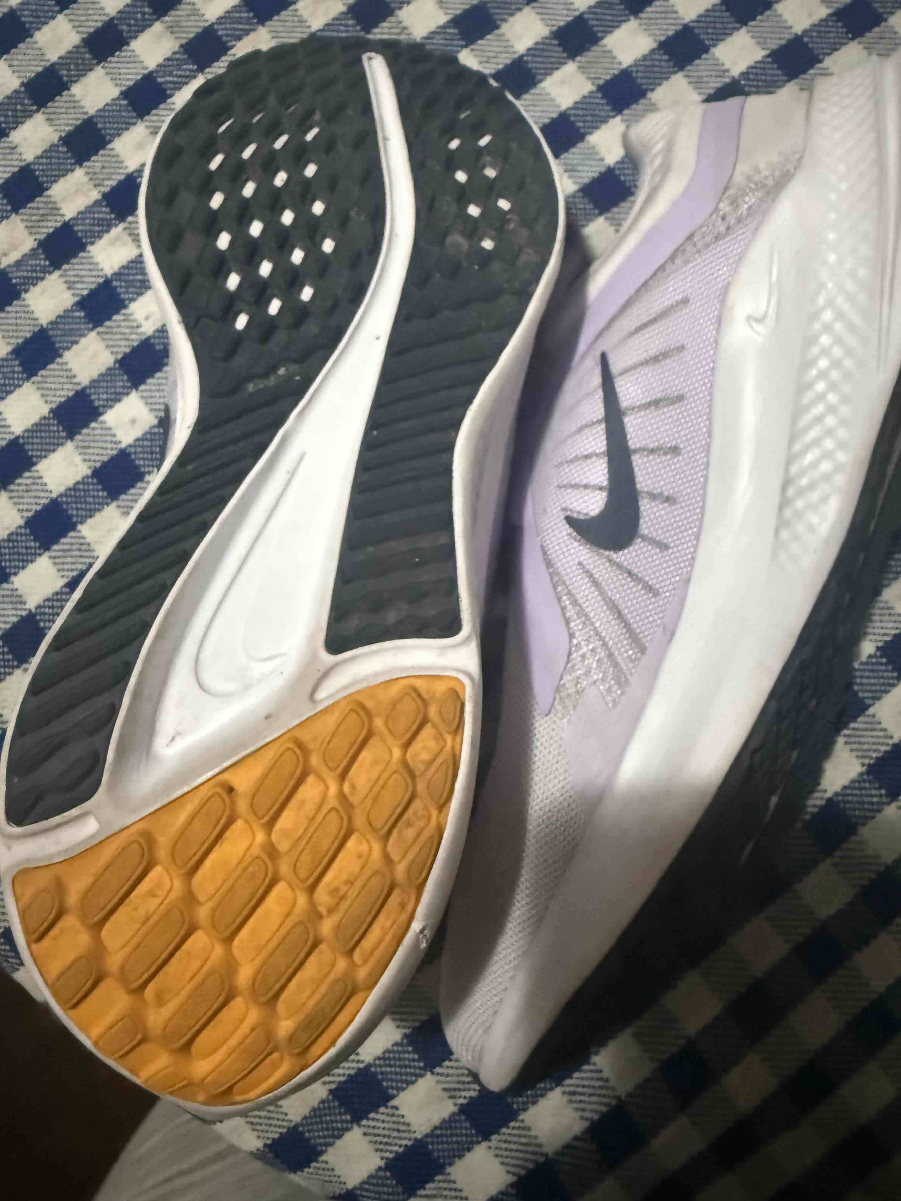 Zapatillas deportivas Nike blancas - miniatura 5