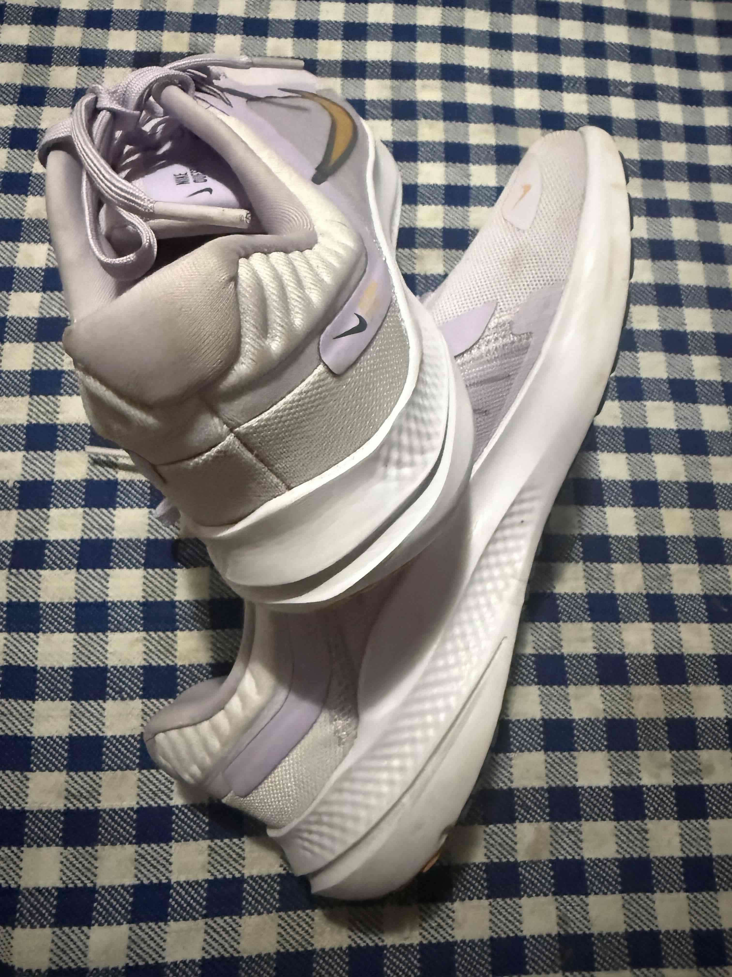 Zapatillas deportivas Nike blancas - miniatura 6