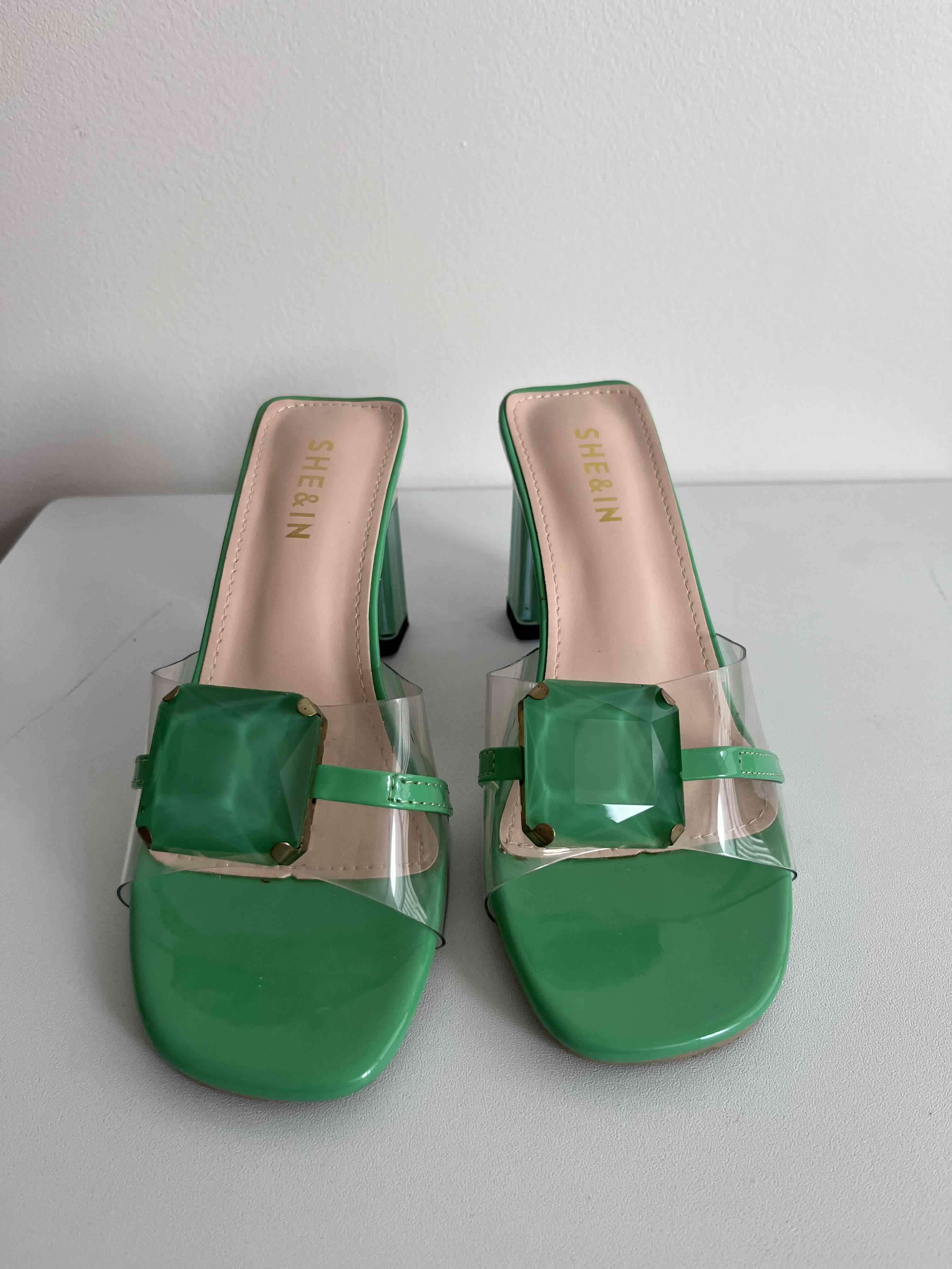 Sandalias verdes transparentes SHEIN