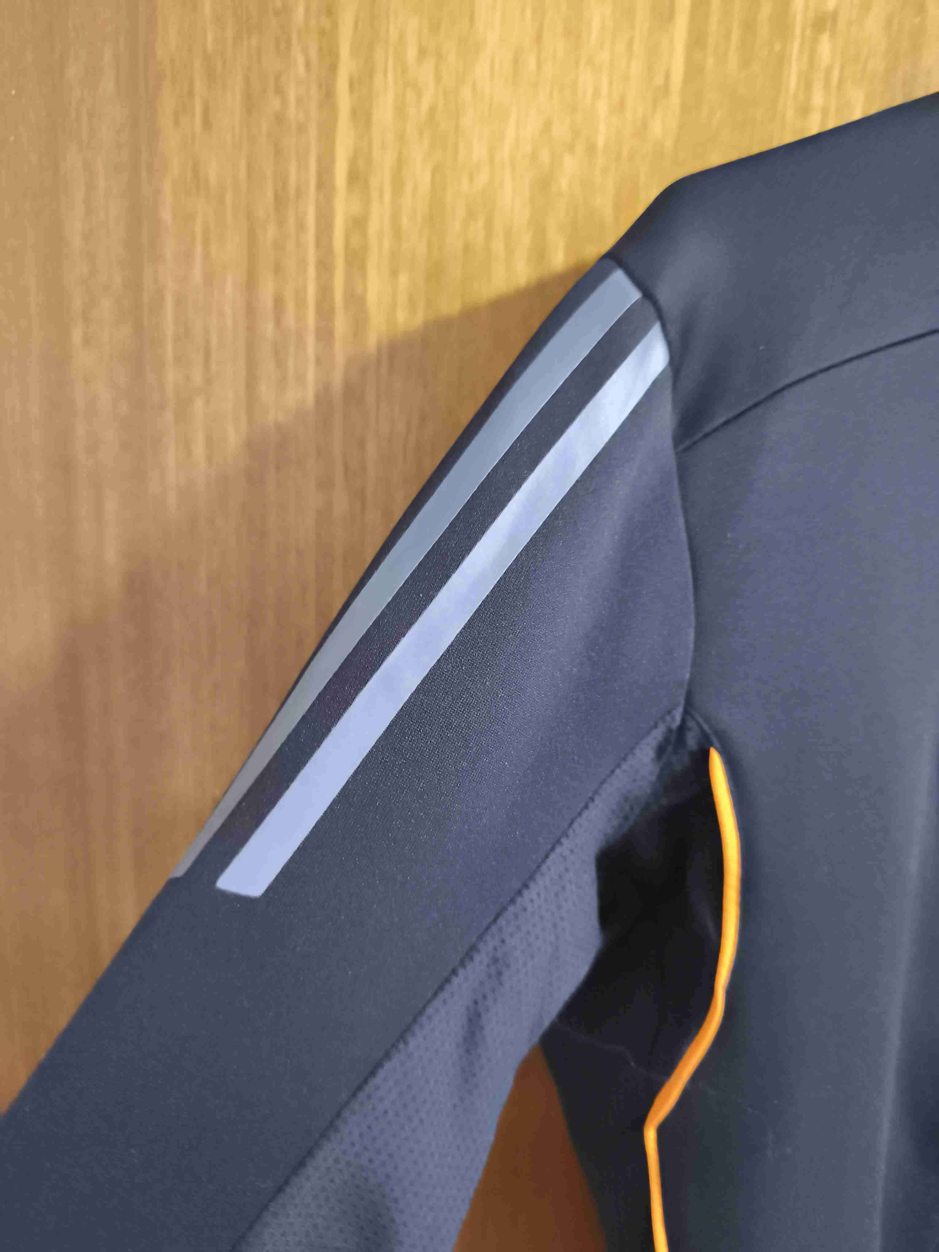 Chaqueta deportiva negra Adidas - miniatura 3