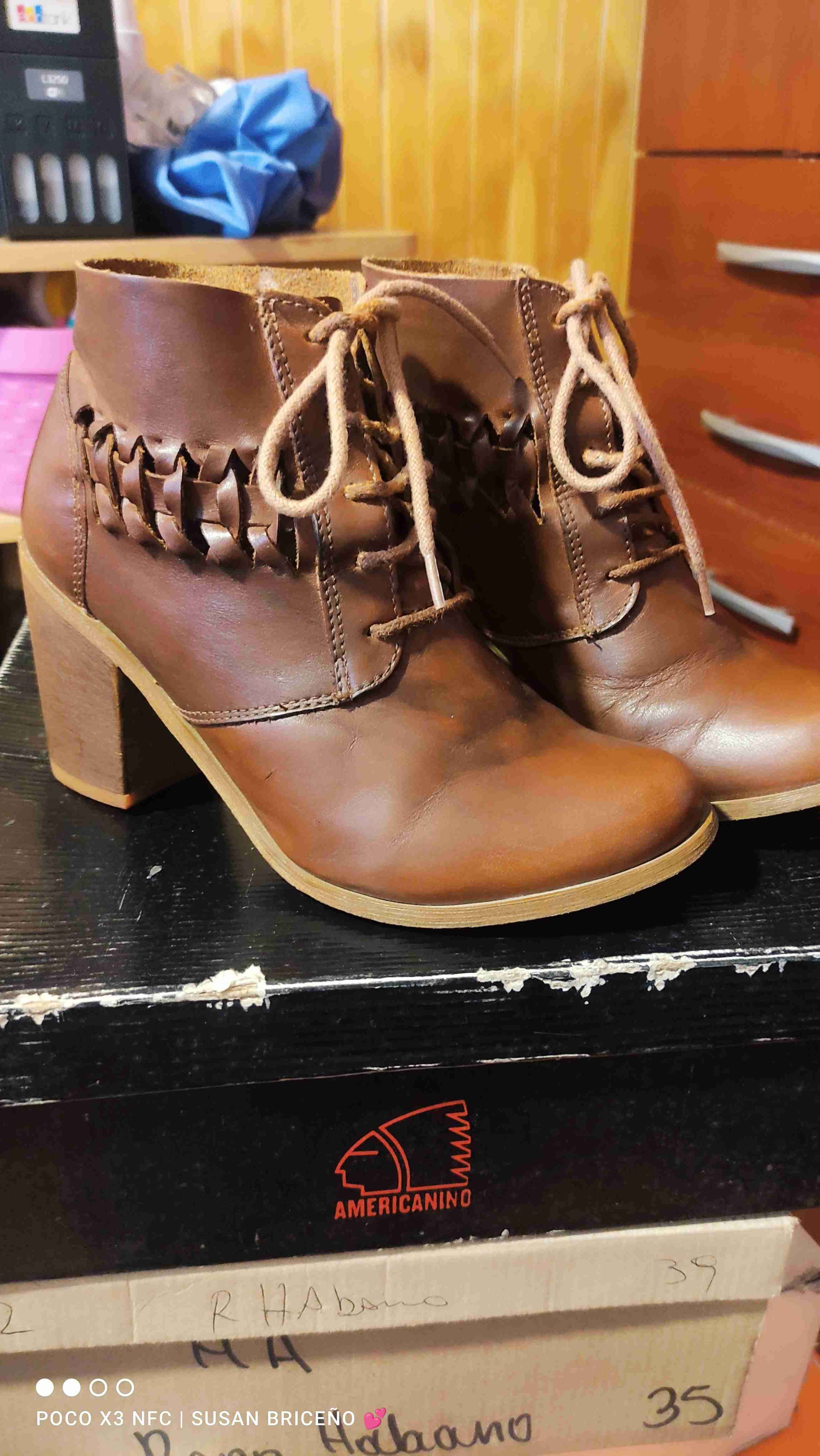 Botines de cuero marrón con cordones,Americanino. - 2