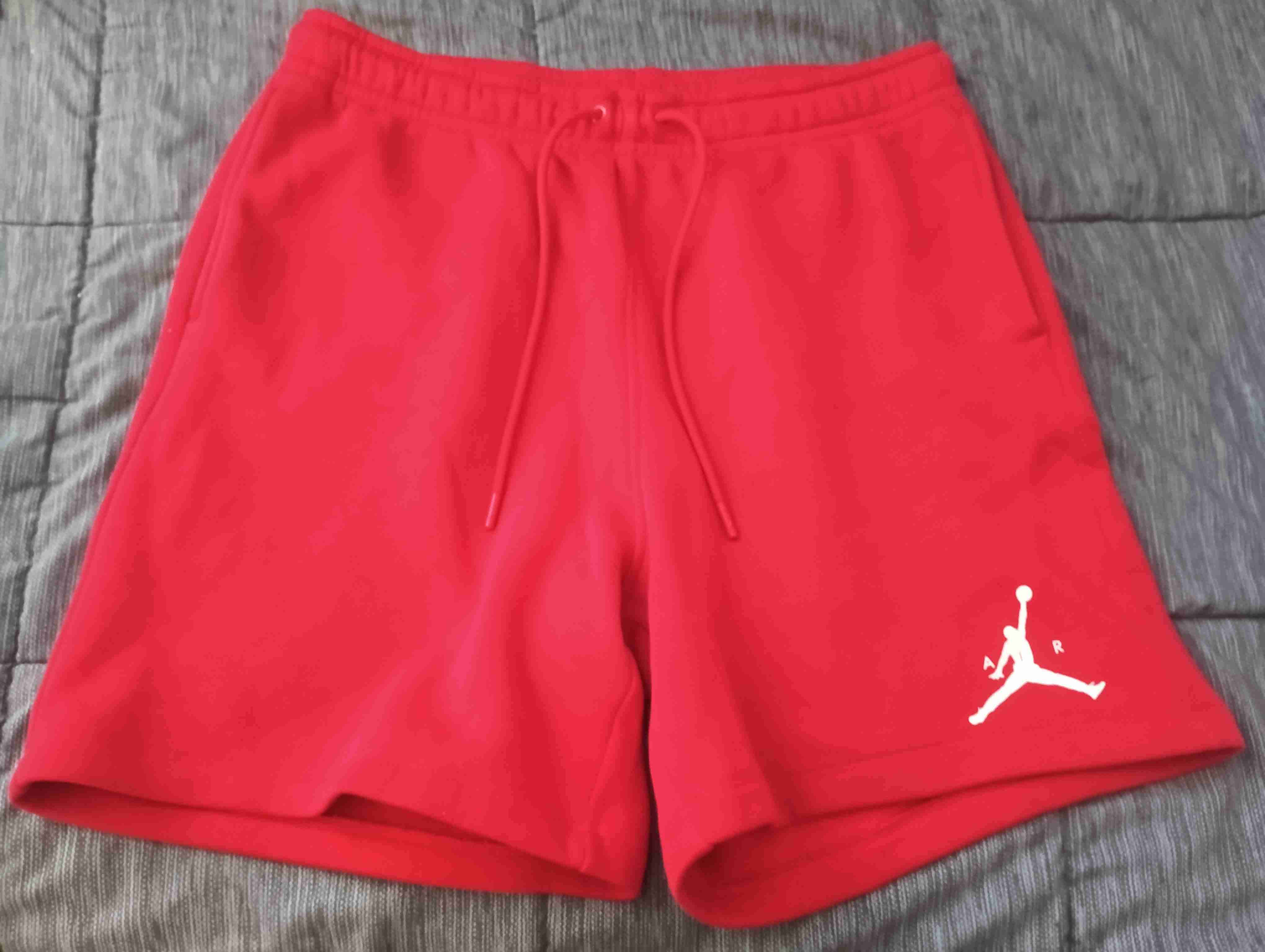 Shorts deportivos rojos jordan