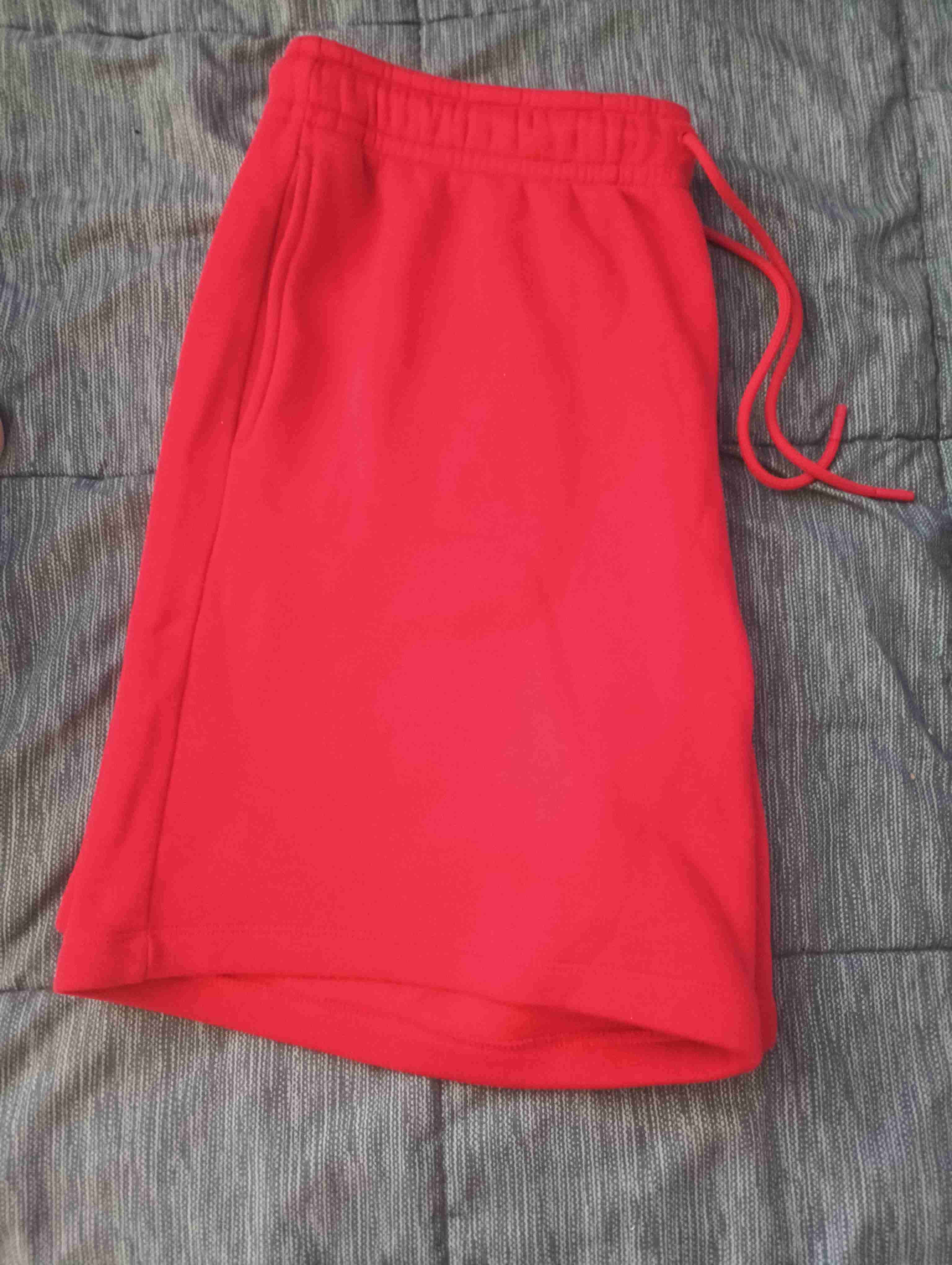 Shorts deportivos rojos jordan - miniatura 3