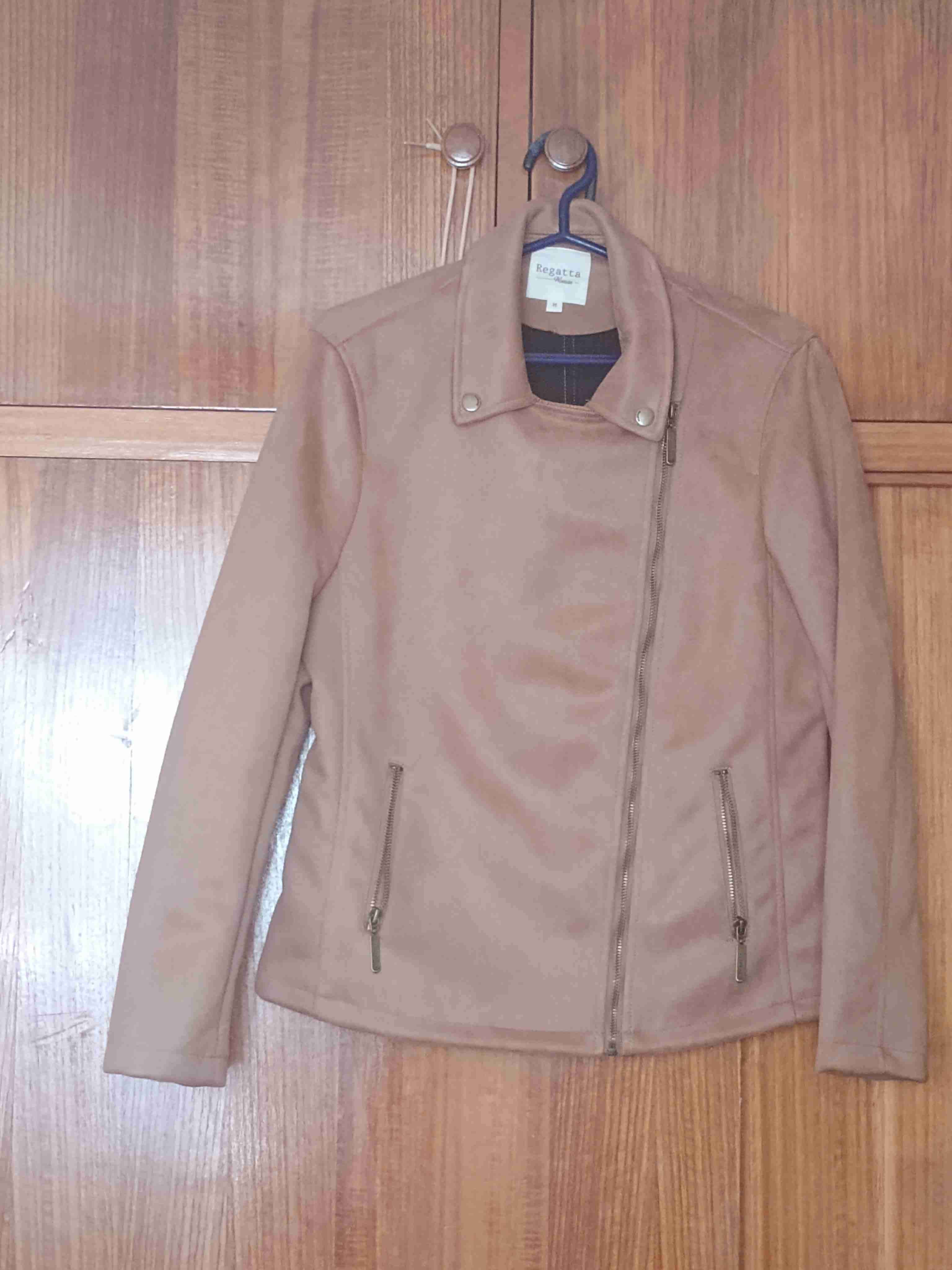 Chaqueta beige Regatta