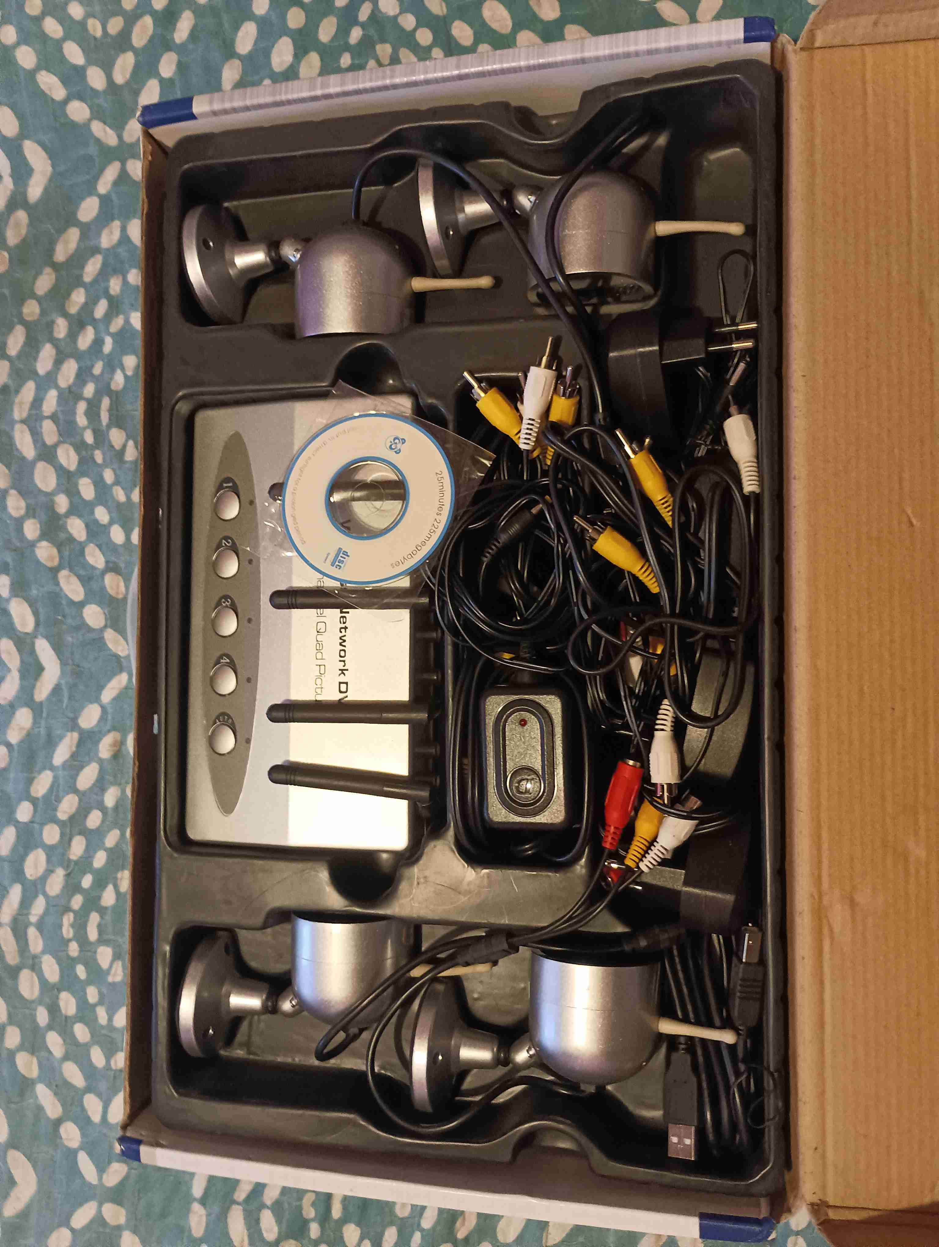 DVR de Red Inalámbrica 4 Canales - miniatura 2