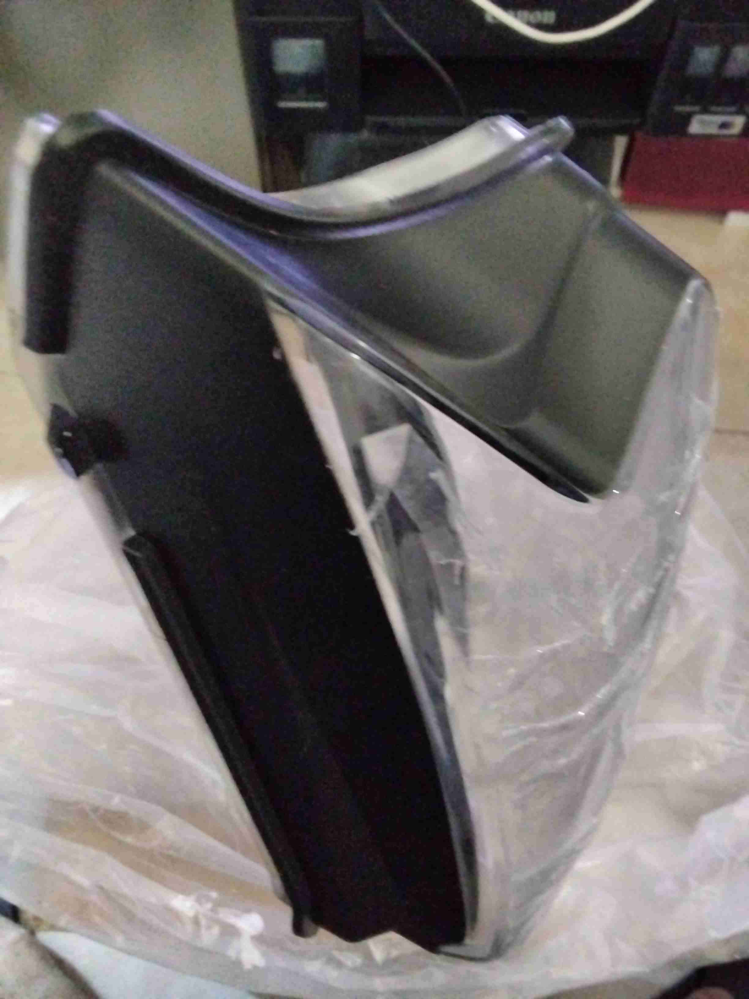 Carcasa del faro Yamaha YBR 125 K YBR 125 R - 2