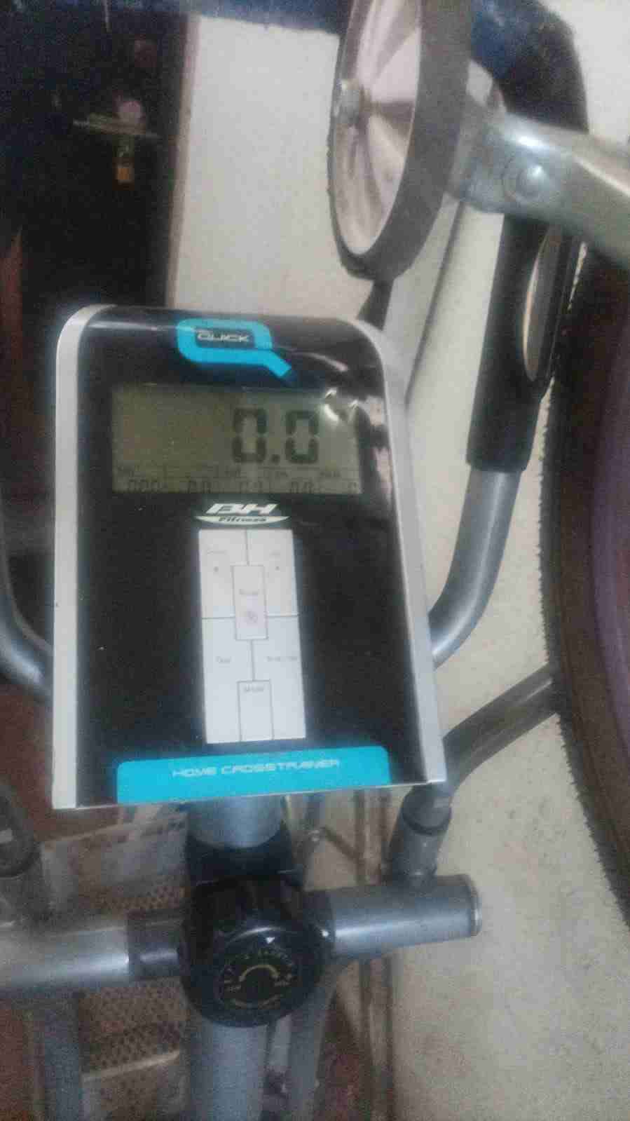 Bicicleta elíptica BH Fitness