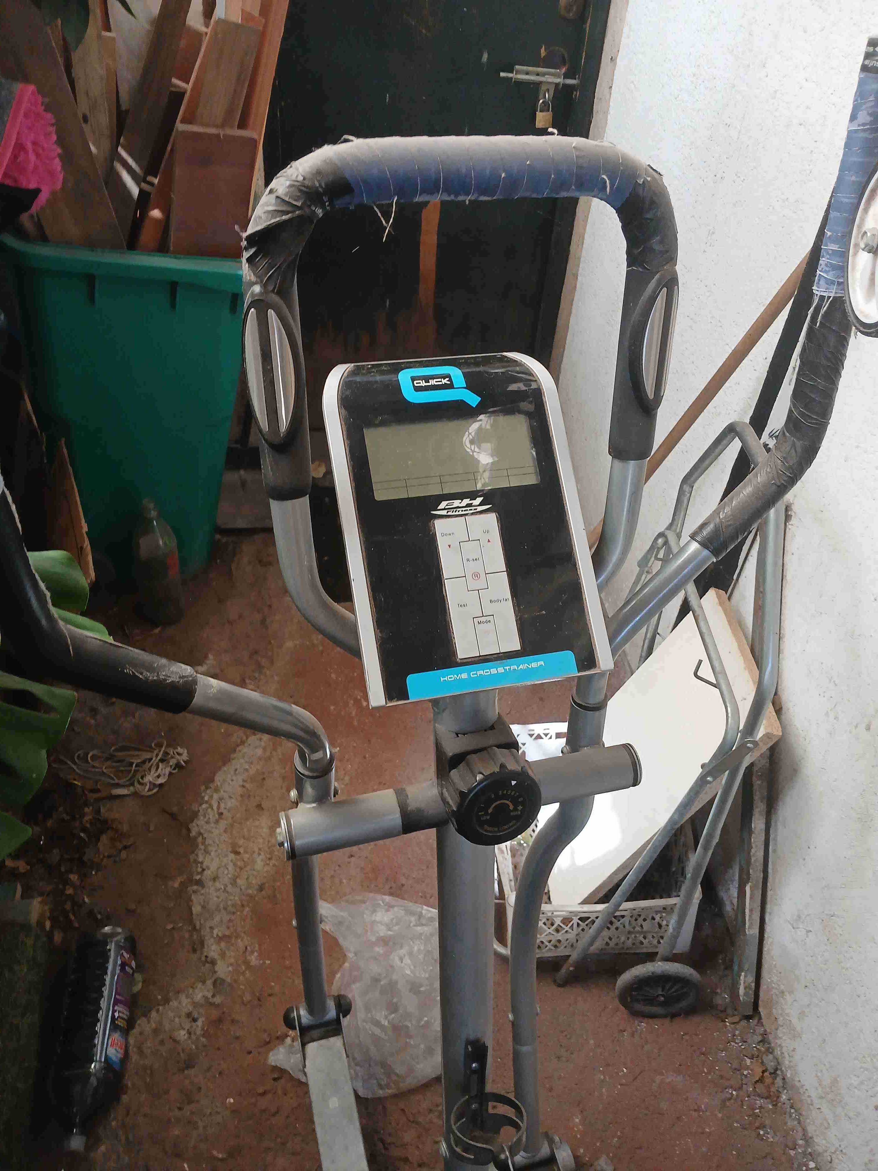 Bicicleta elíptica BH Fitness - miniatura 6