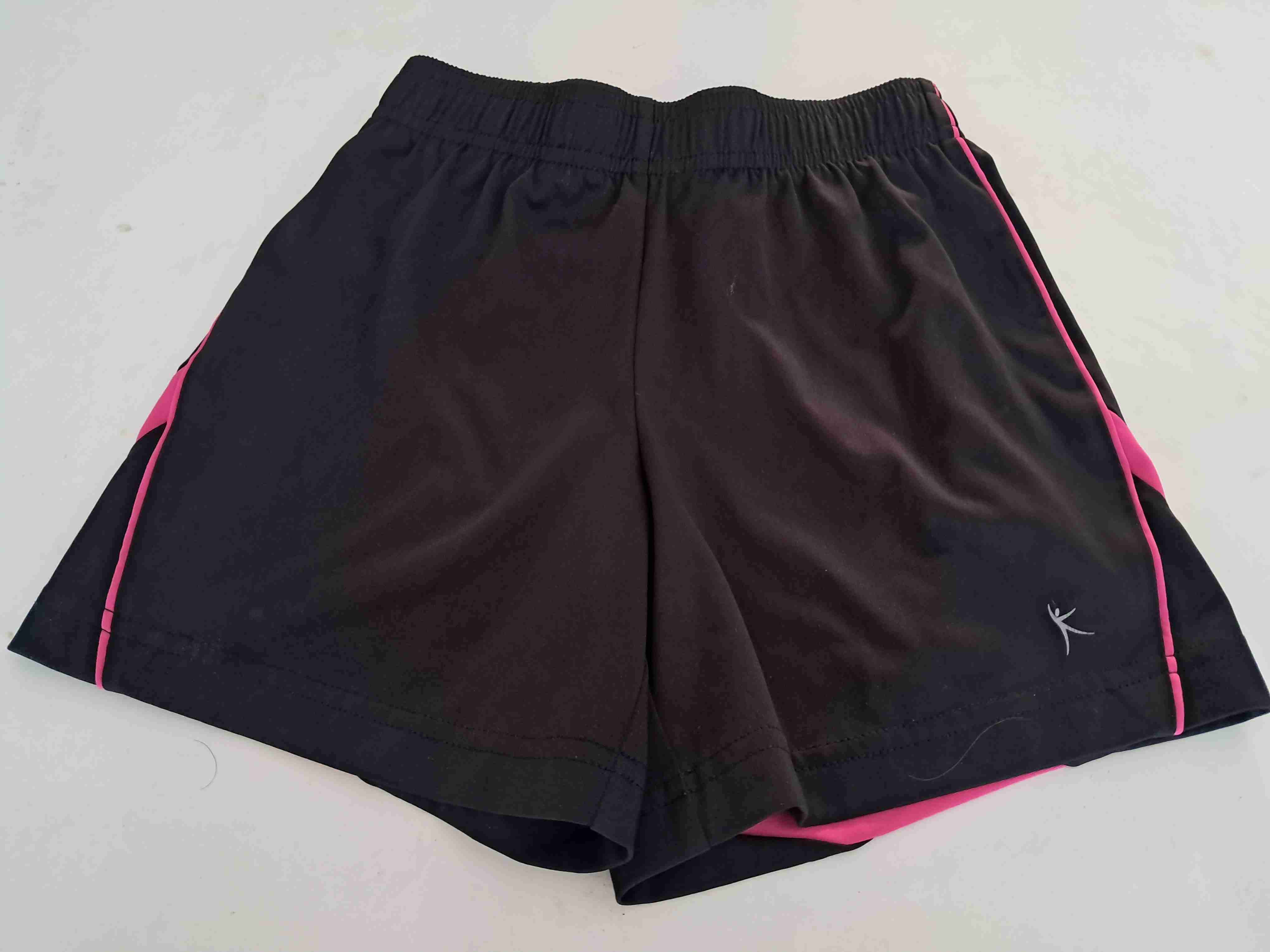 Shorts deportivos negros