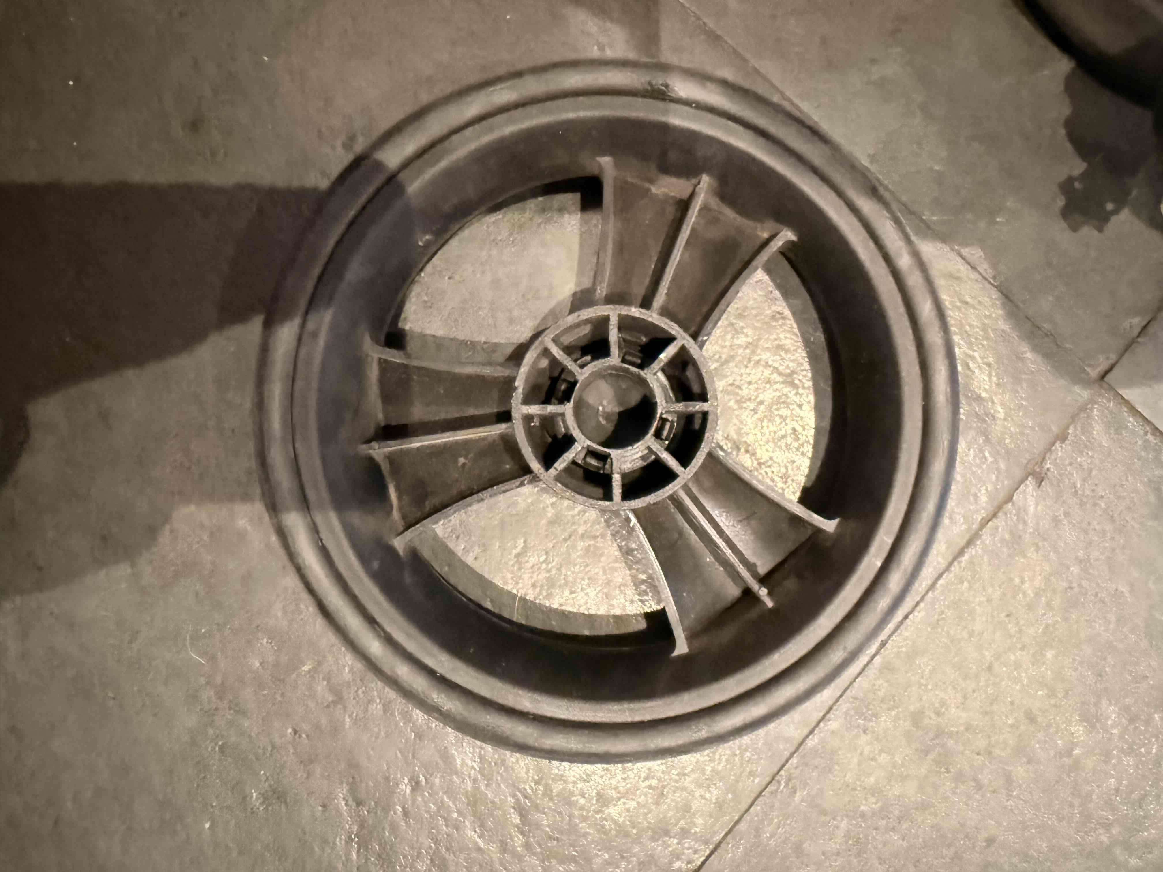 ¡REGALO! Coche de paseo amarillo y negro - miniatura 5