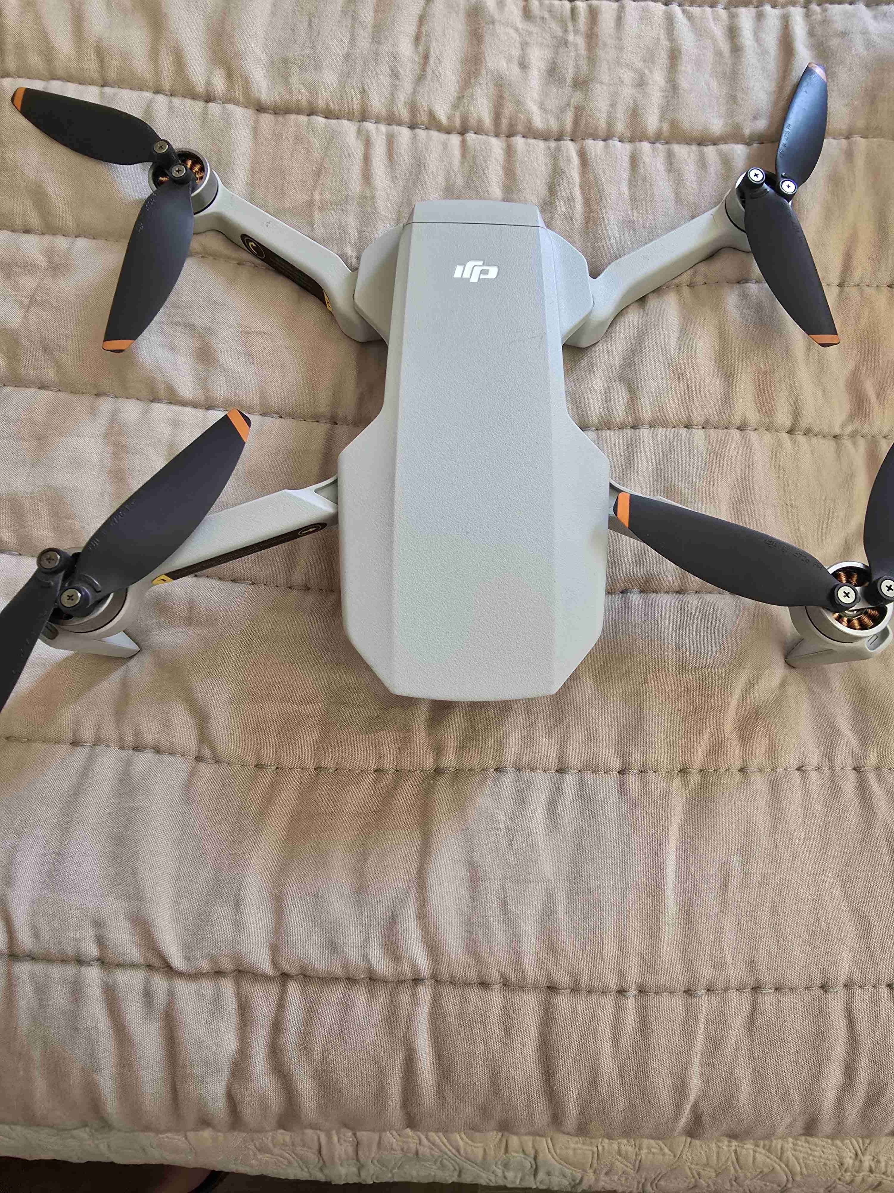 Drone DJI Mini 2 con control - miniatura 3