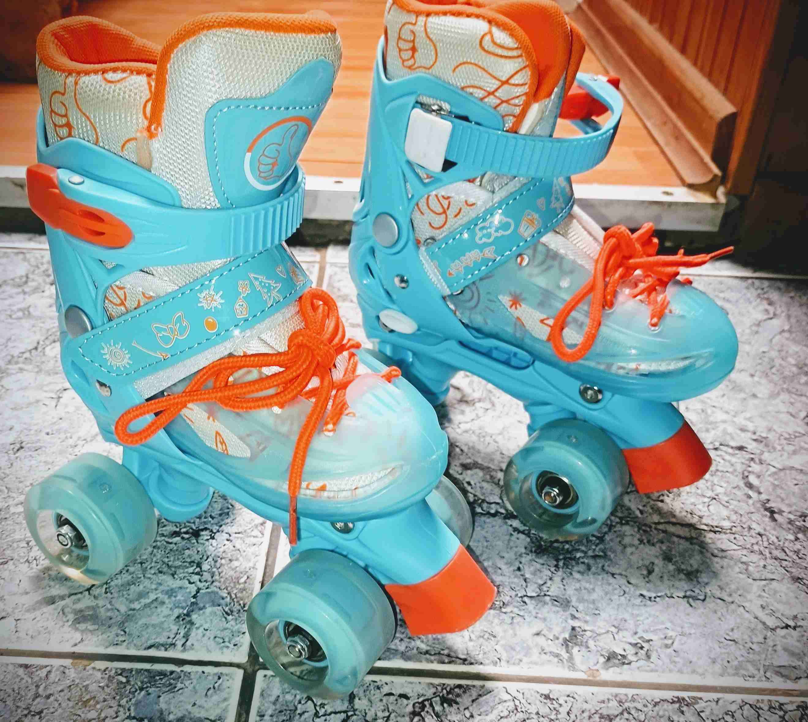 Patines de cuatro ruedas luces