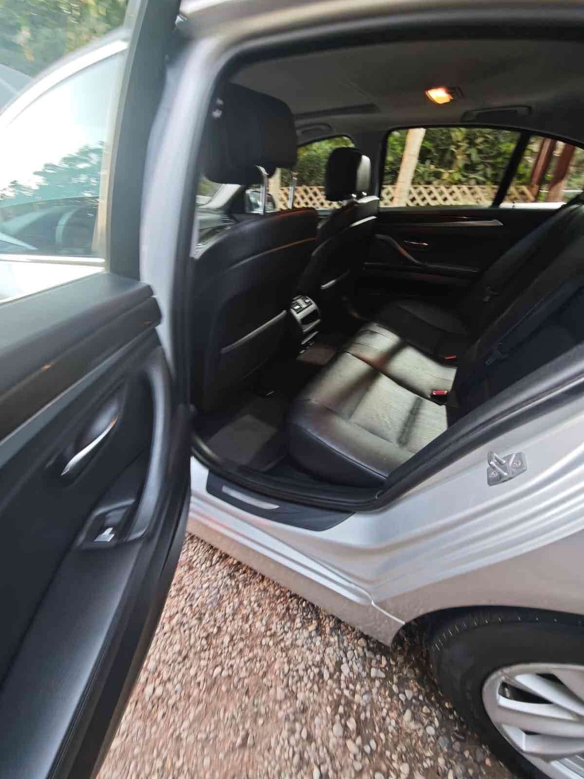 Auto BMW 528I F10 2011 - miniatura 2