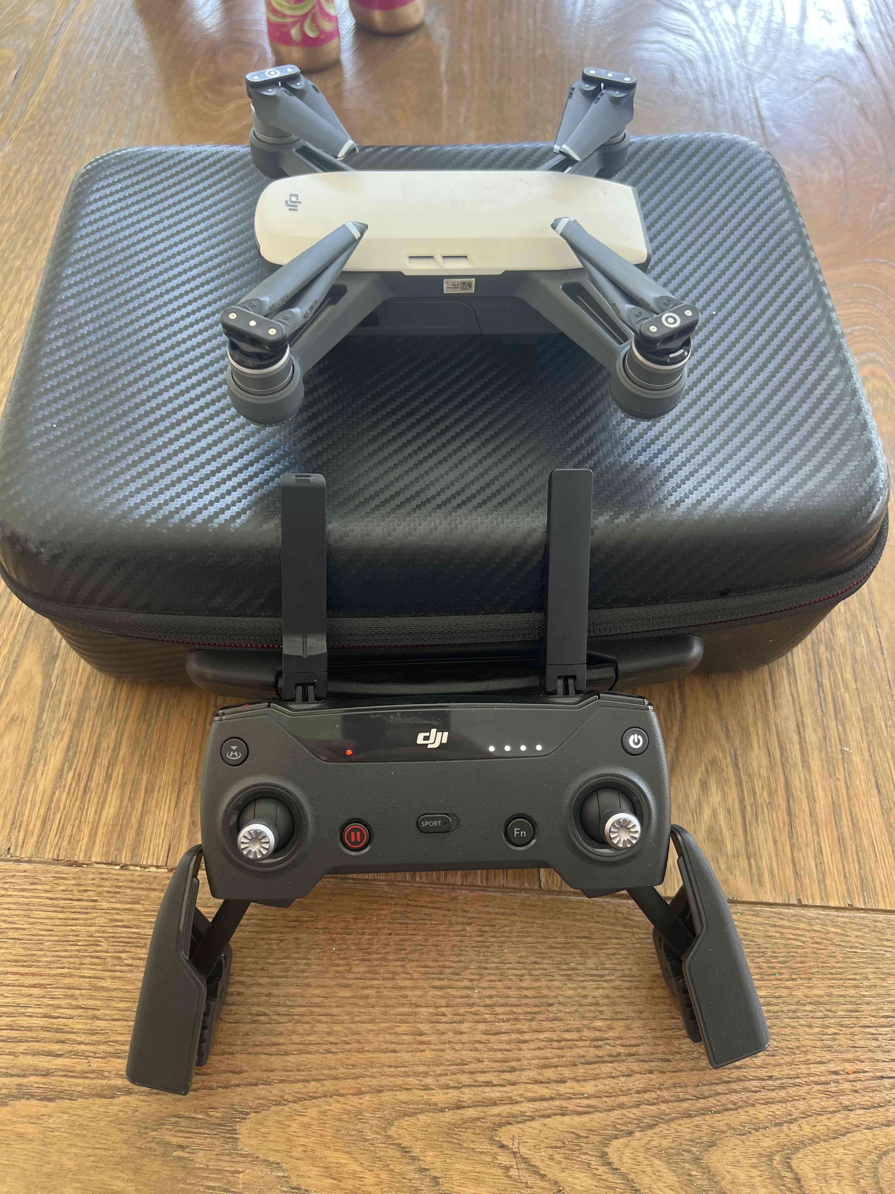 Drone DJI compacto en estuche - 3