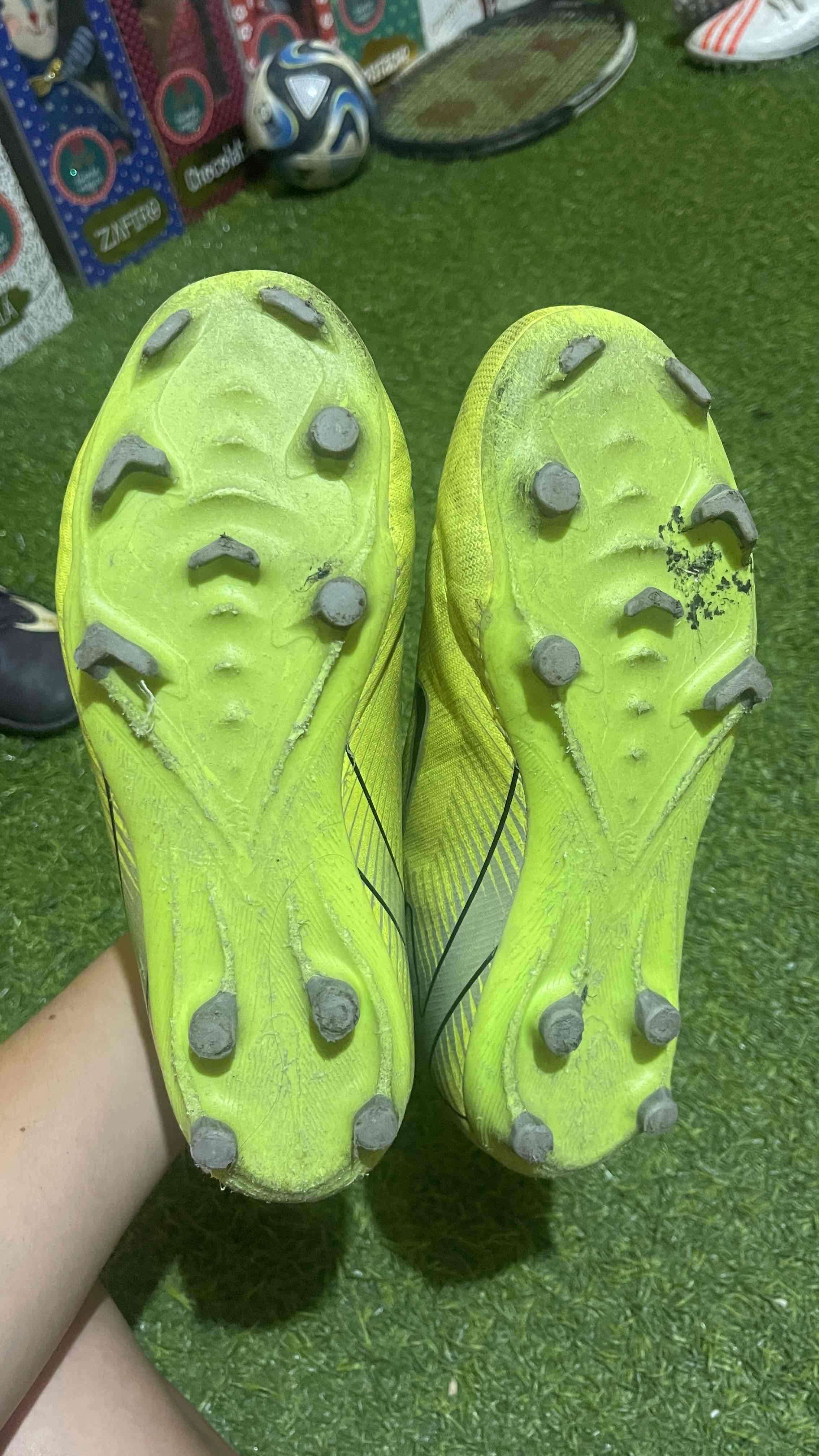 Zapatillas deportivas amarillas - miniatura 4